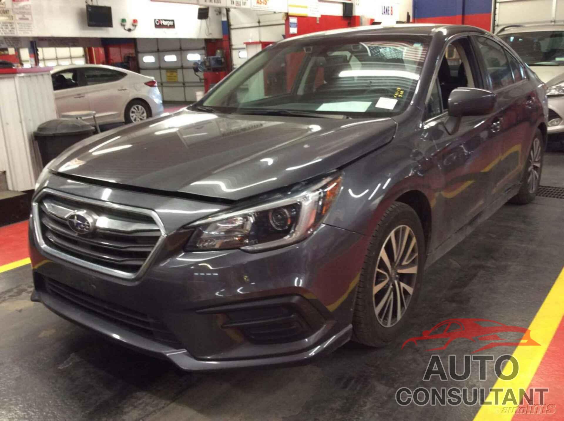 SUBARU LEGACY 2019 - 4S3BNAF6XK3015005