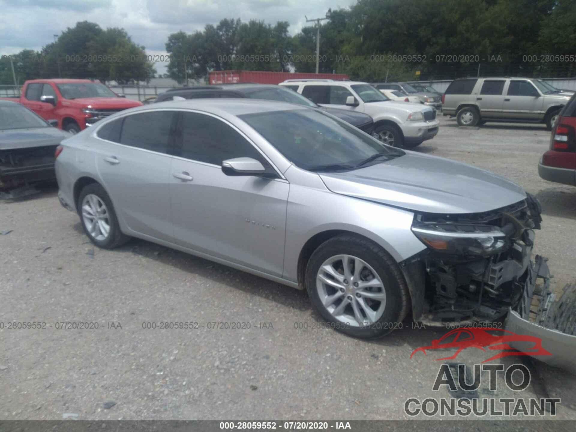 Chevrolet Malibu 2018 - 1G1ZD5ST3JF252056