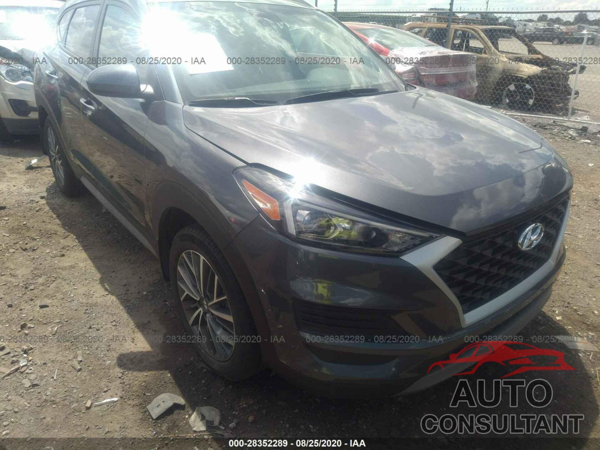 HYUNDAI TUCSON 2019 - KM8J33AL8KU915157
