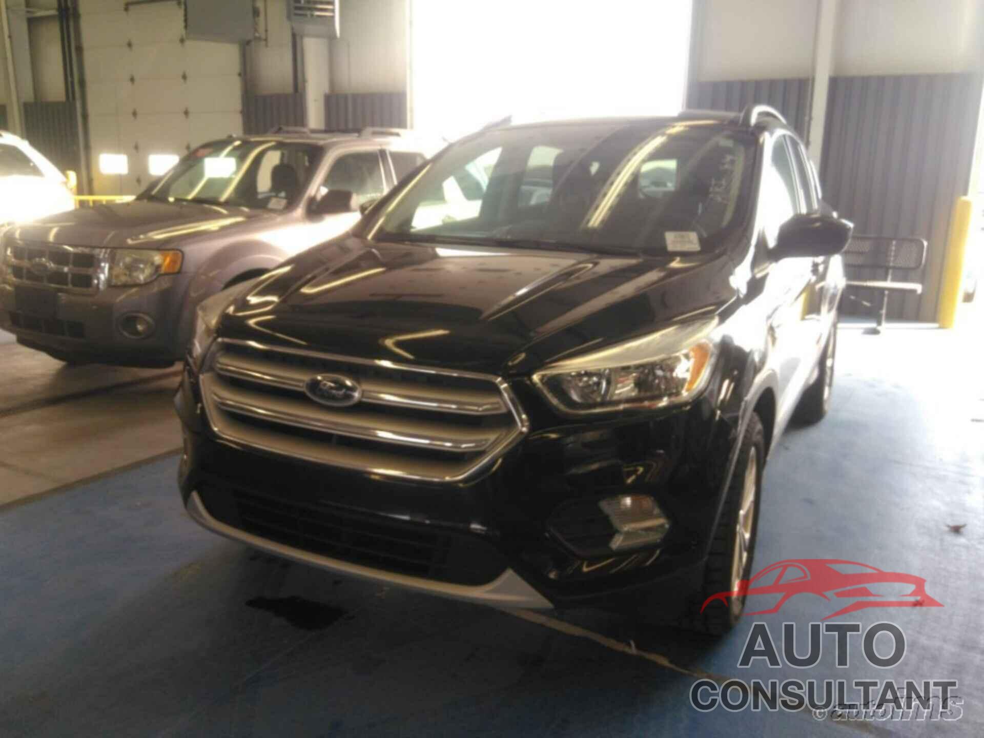 FORD ESCAPE 2018 - 1FMCU9GD5JUC89039