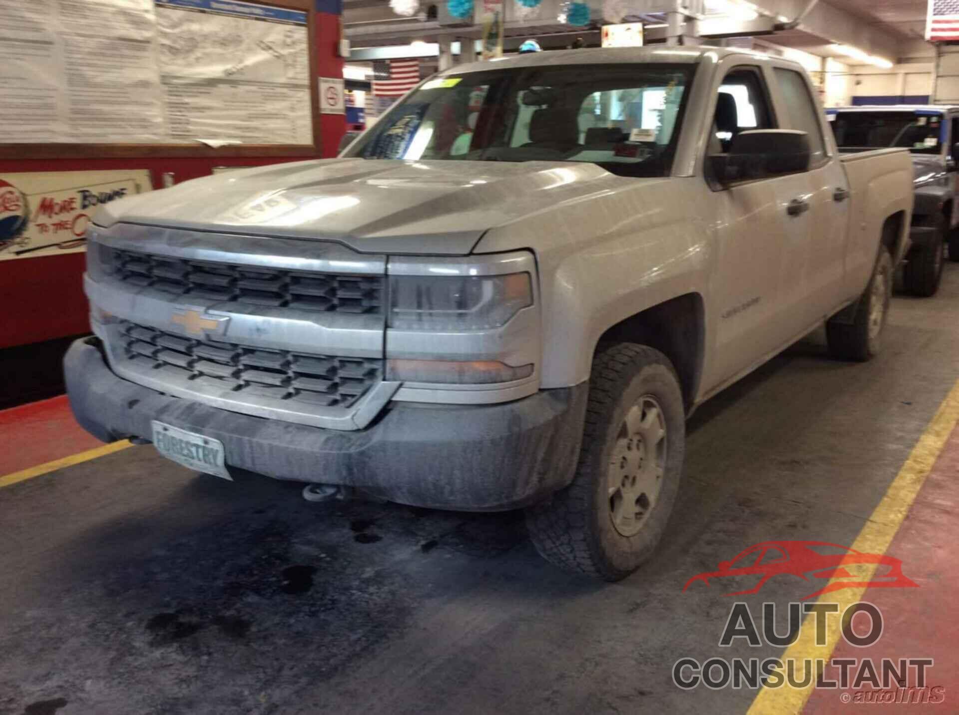 CHEVROLET SILVERADO 1500 2017 - 1GCVKNEC3HZ194336