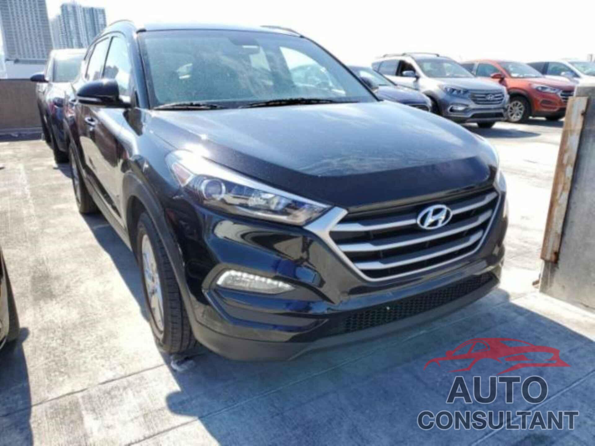 HYUNDAI TUCSON 2018 - KM8J33A47JU718729