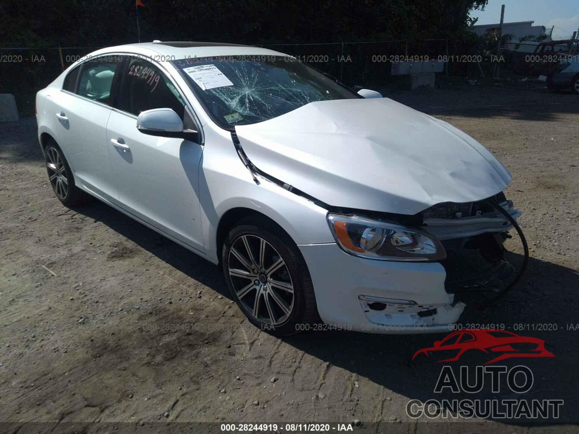 VOLVO S60 2018 - LYV402TKXJB168016