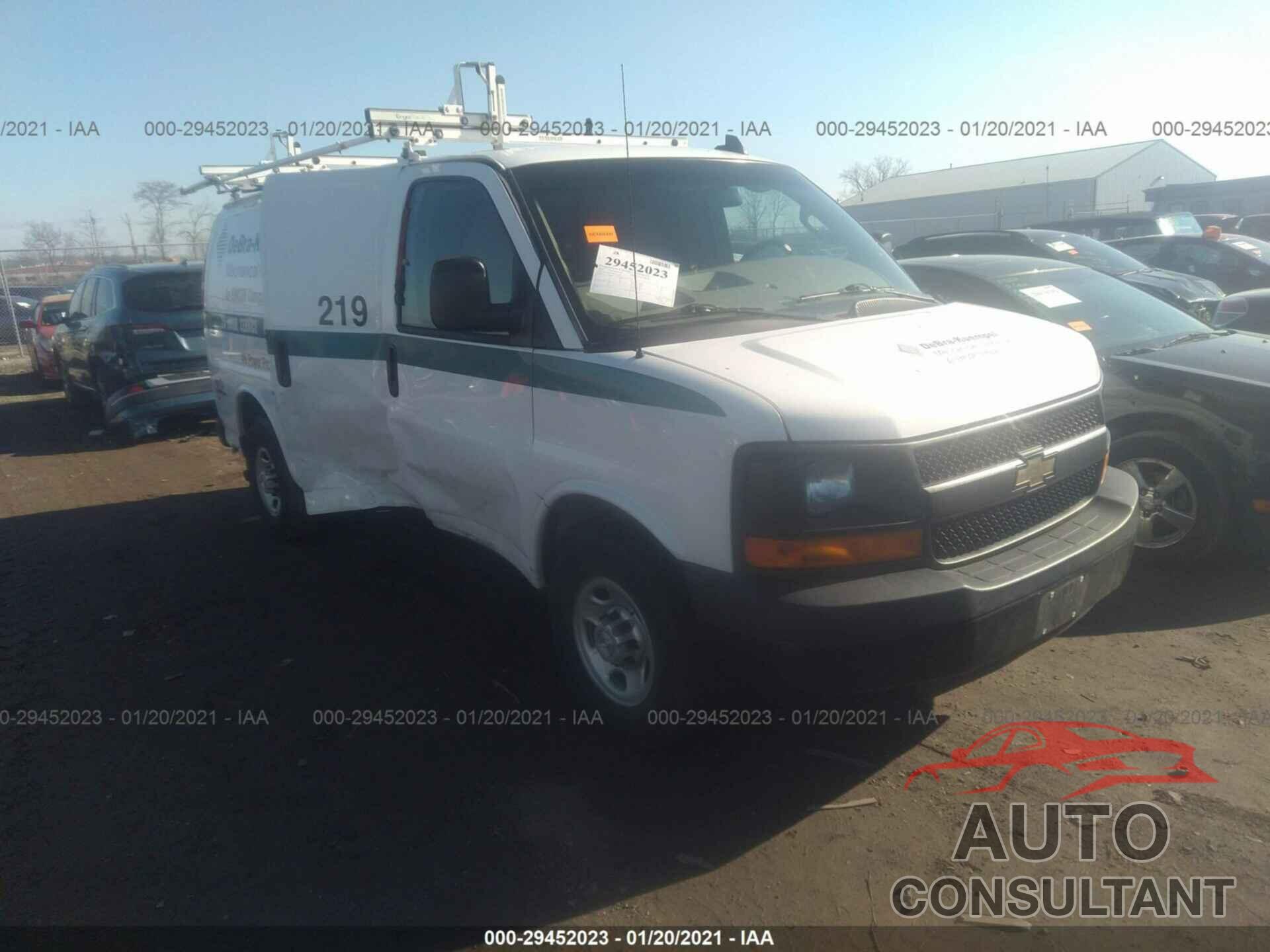 CHEVROLET EXPRESS CARGO VAN 2016 - 1GCZGGFGXG1213977