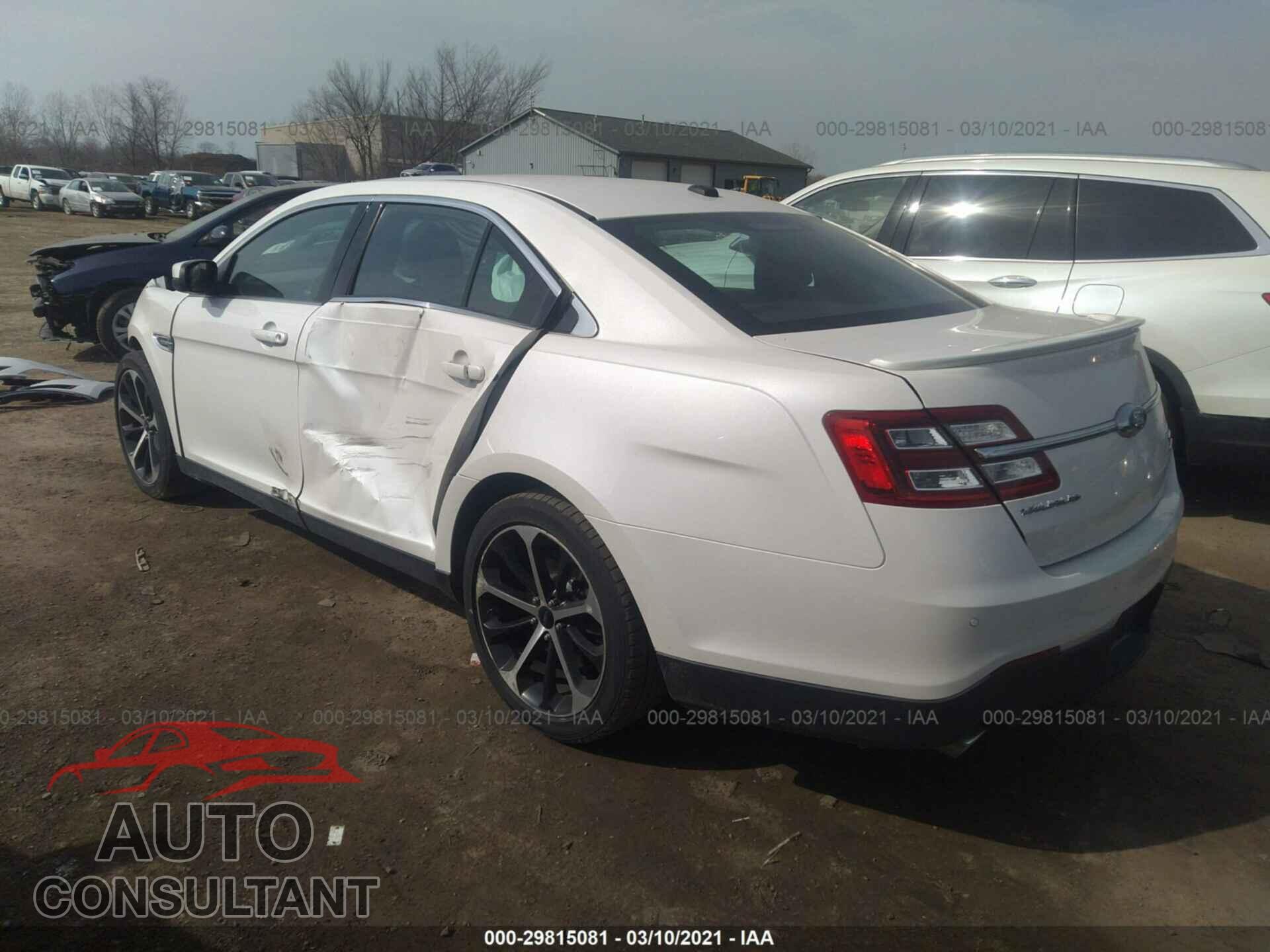 FORD TAURUS 2016 - 1FAHP2E85GG107545