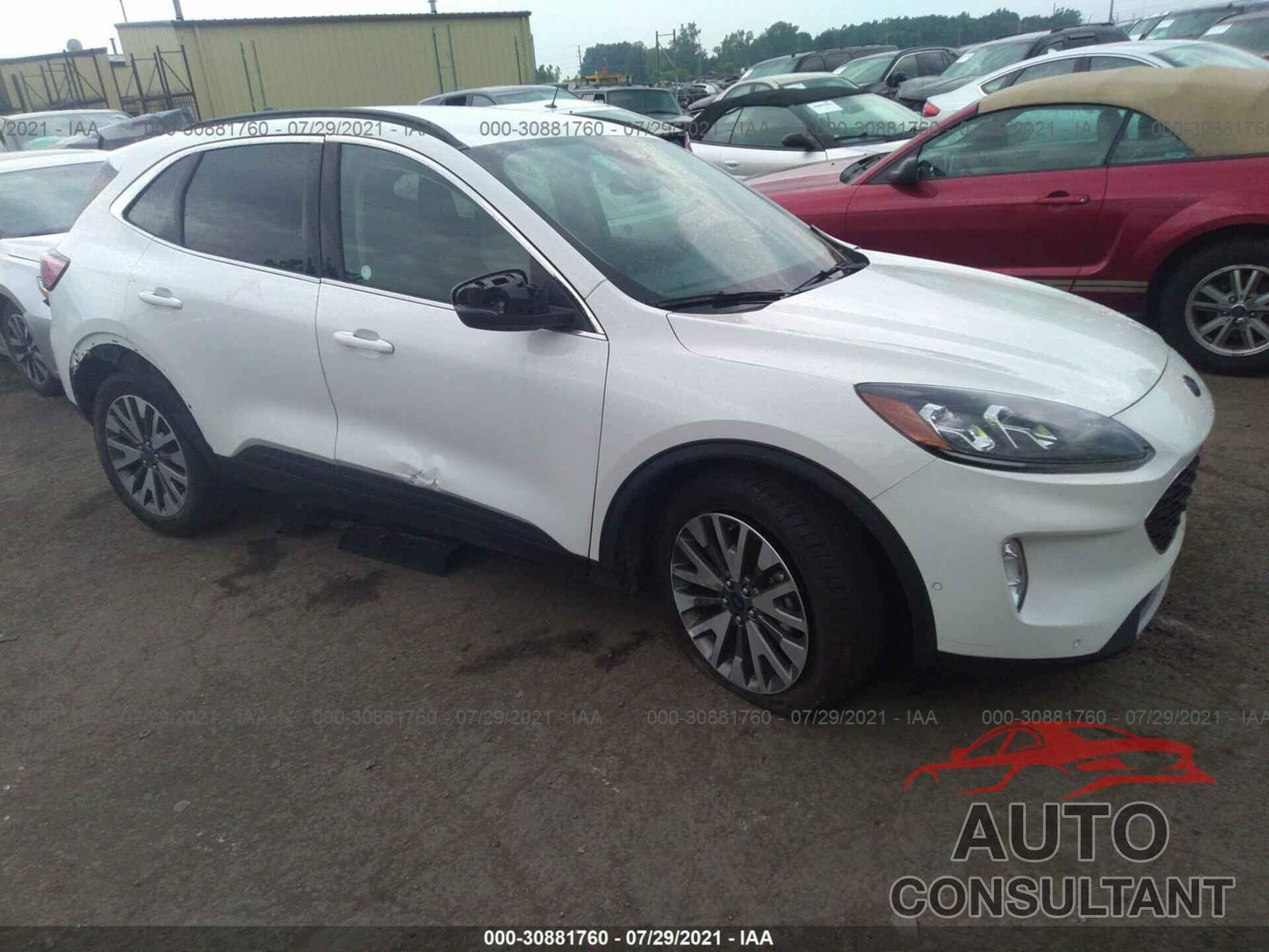 FORD ESCAPE 2020 - 1FMCU9J99LUB20035