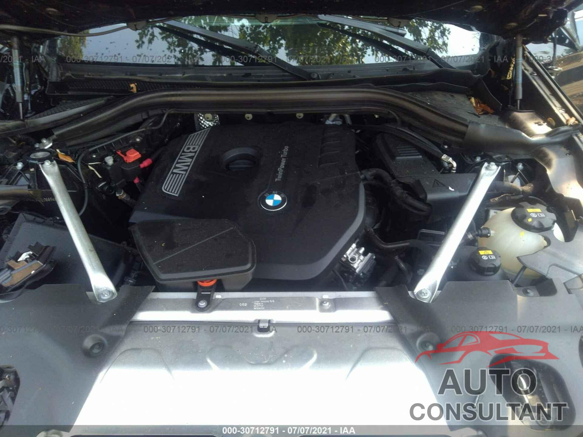 BMW X3 2018 - 5UXTR9C51JLD66548