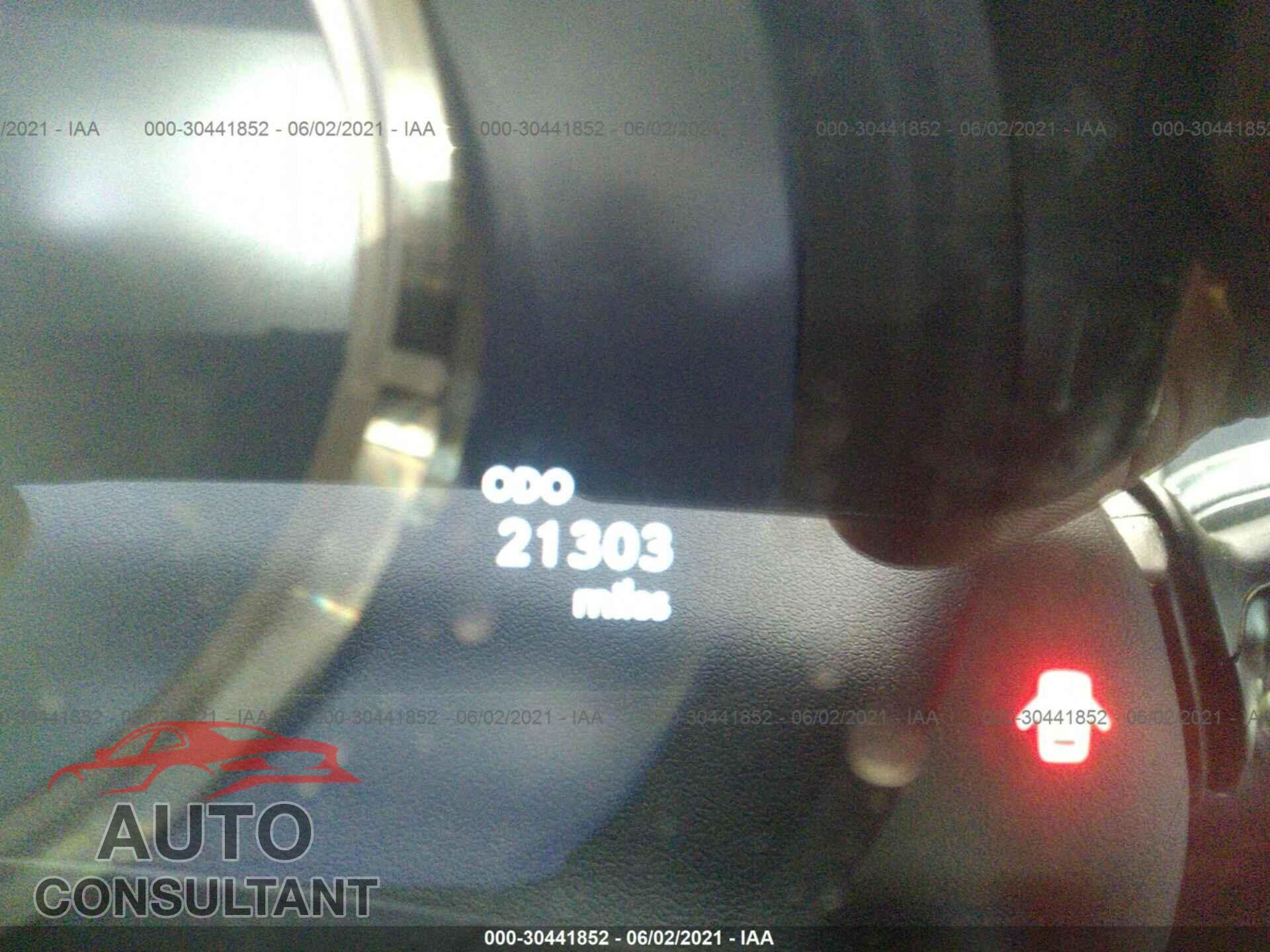 LEXUS IS 2019 - JTHBA1D29K5085867