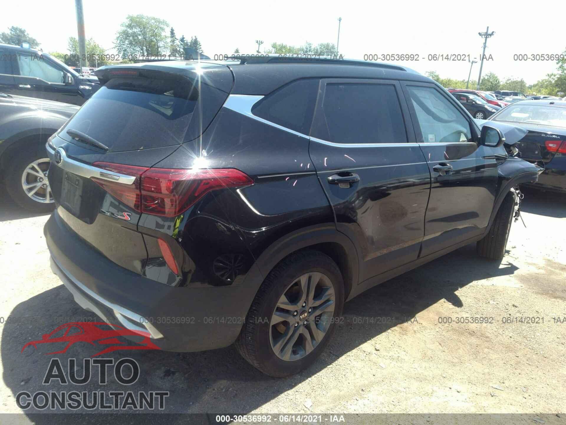 KIA SELTOS 2021 - KNDEU2AA9M7115285