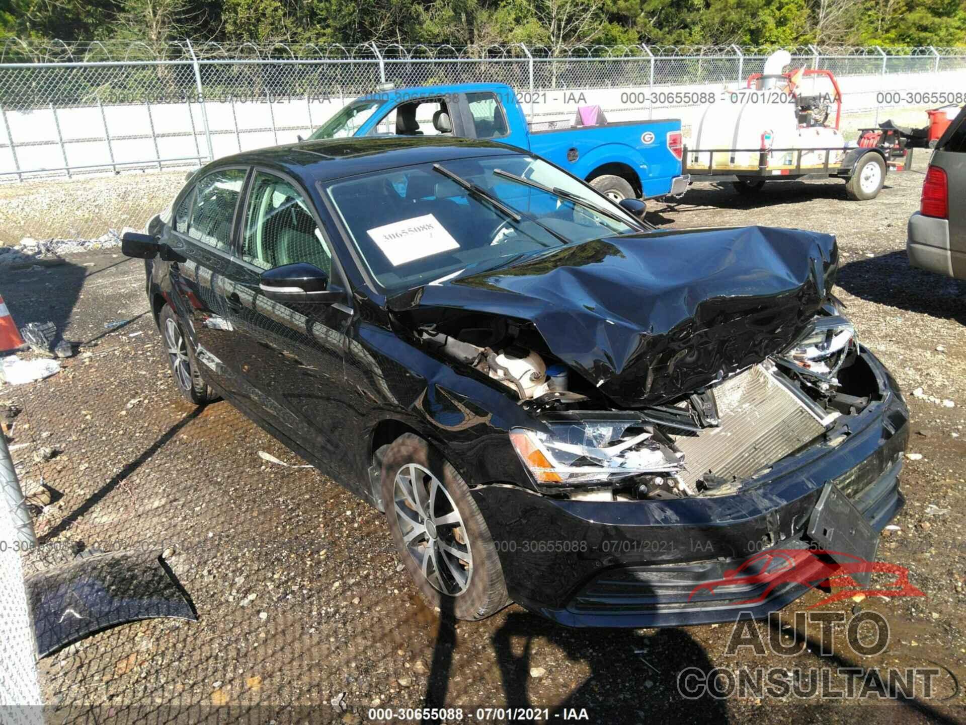 VOLKSWAGEN JETTA 2017 - 3VWDB7AJ7HM229308
