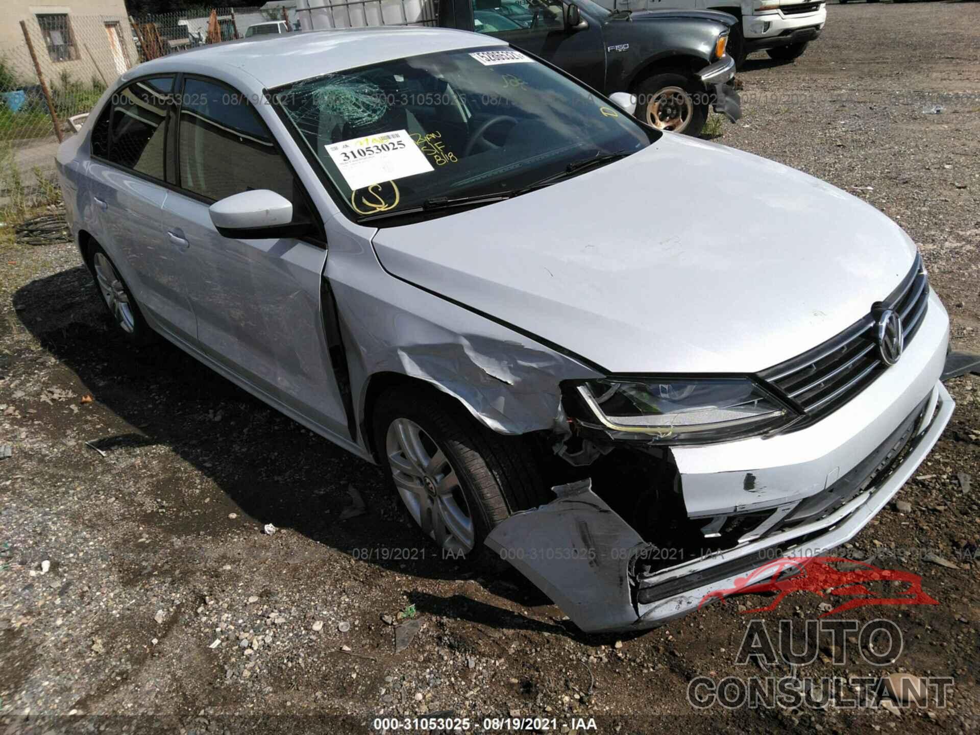 VOLKSWAGEN JETTA 2018 - 3VW2B7AJ7JM262631