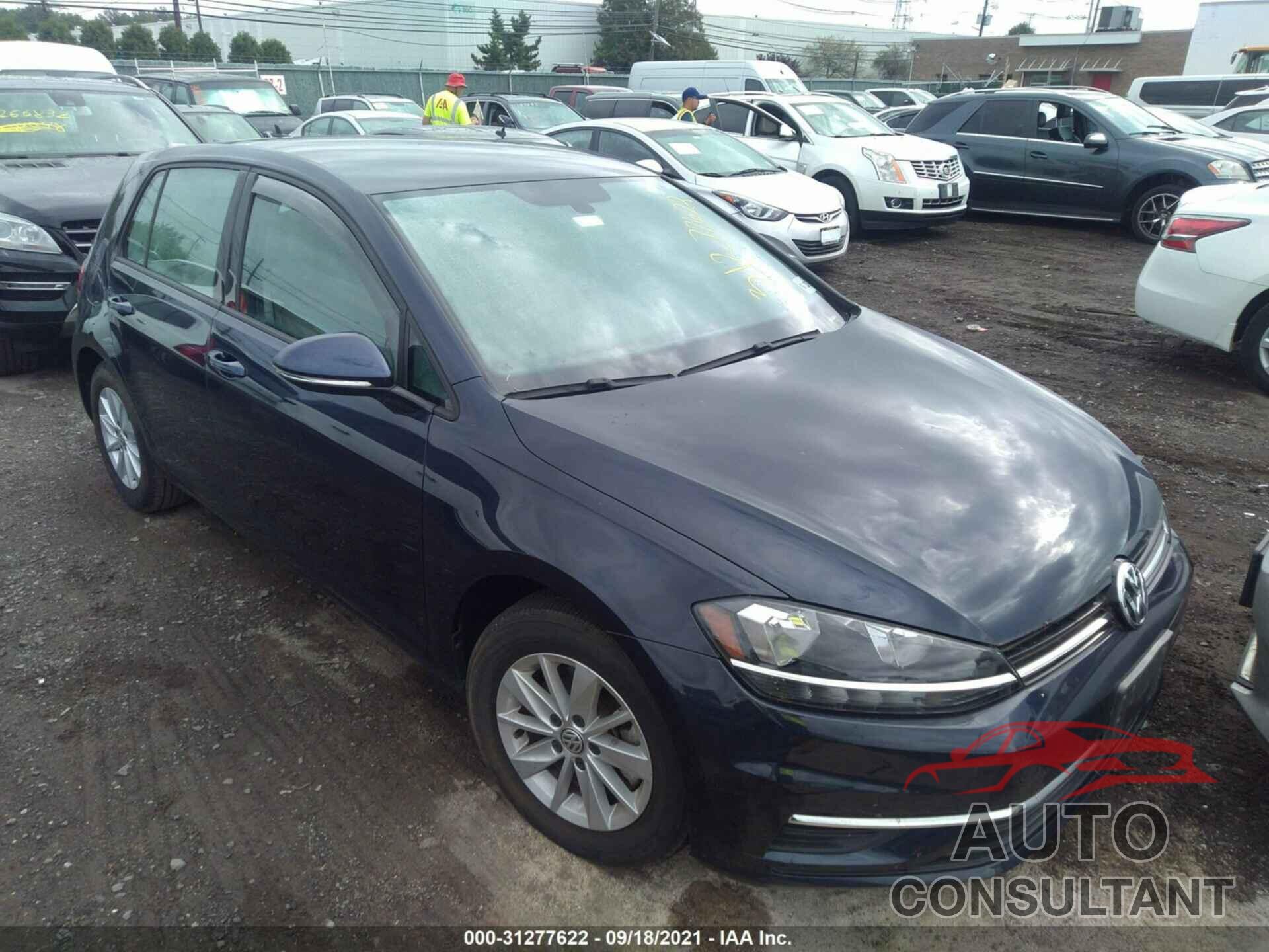 VOLKSWAGEN GOLF 2018 - 3VWG17AU3JM263598