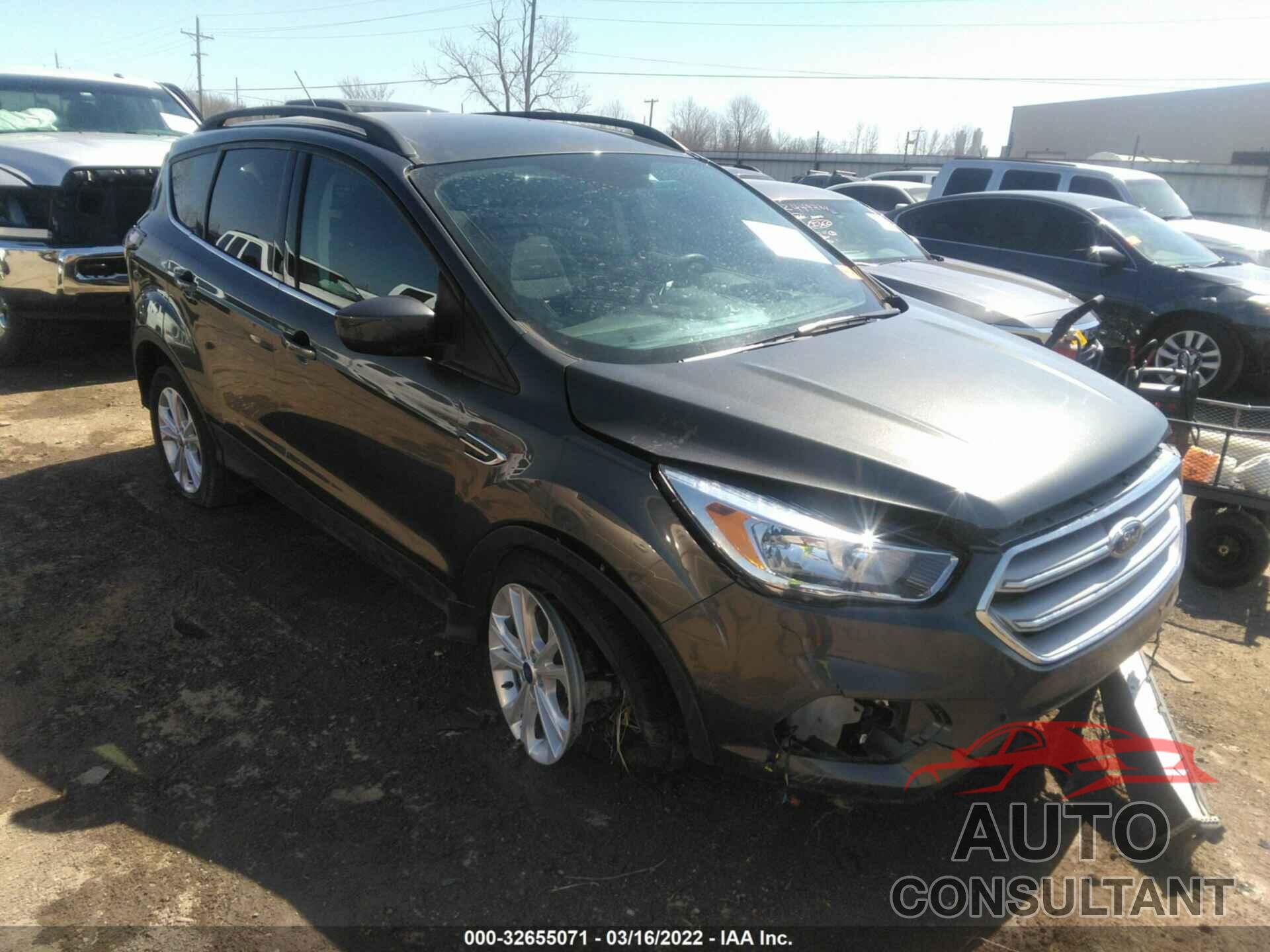 FORD ESCAPE 2018 - 1FMCU0GD8JUD40920