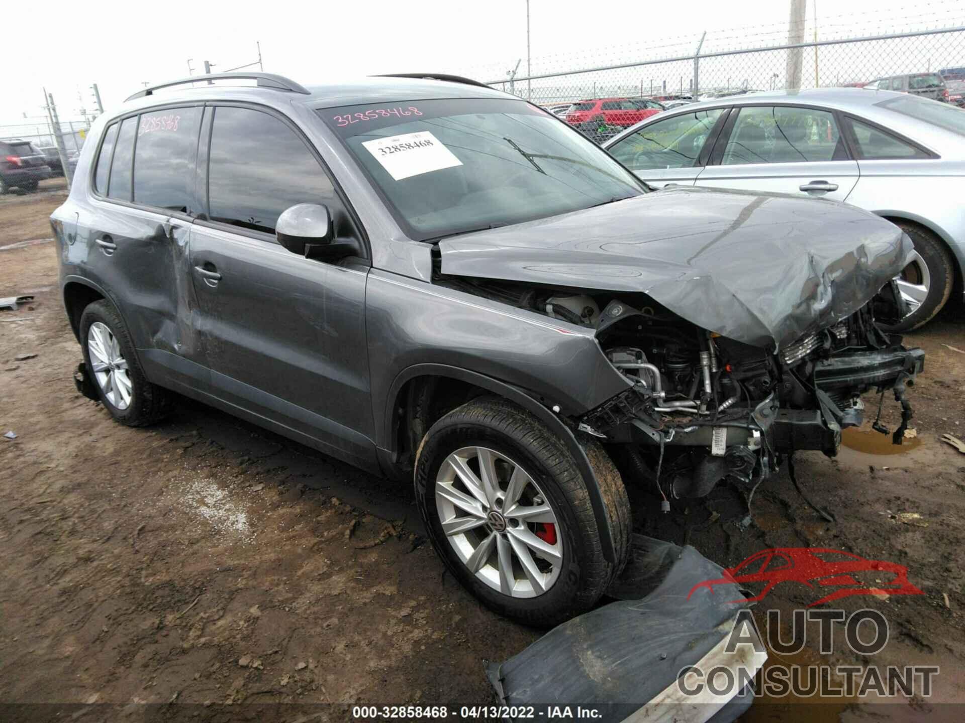 VOLKSWAGEN TIGUAN 2017 - WVGBV7AXXHK052598