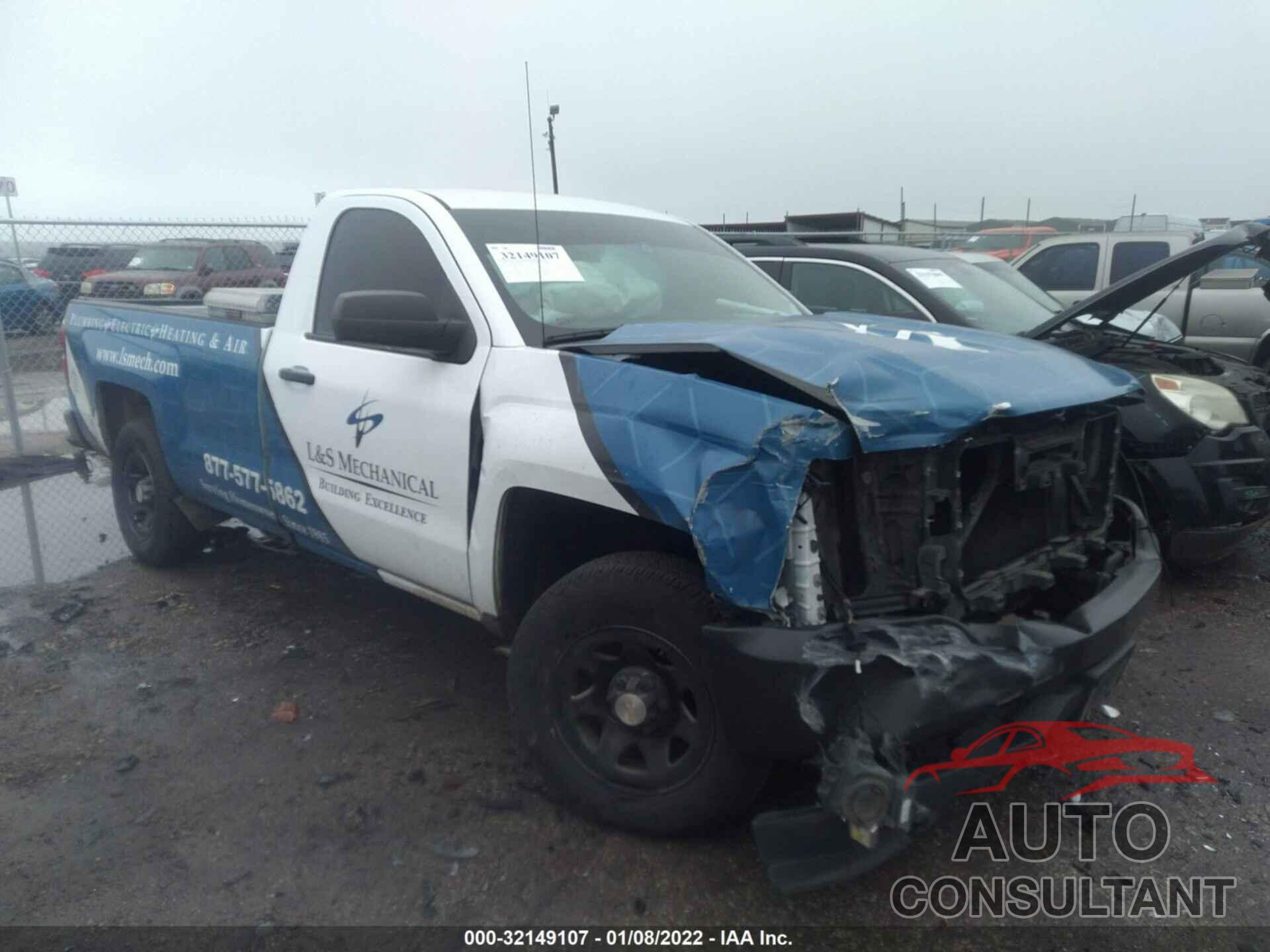 CHEVROLET SILVERADO 1500 2018 - 1GCNCNEH4JZ303014