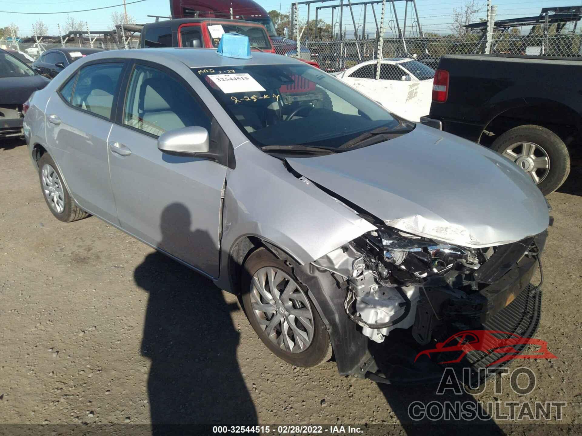 TOYOTA COROLLA 2017 - 5YFBURHE1HP631181