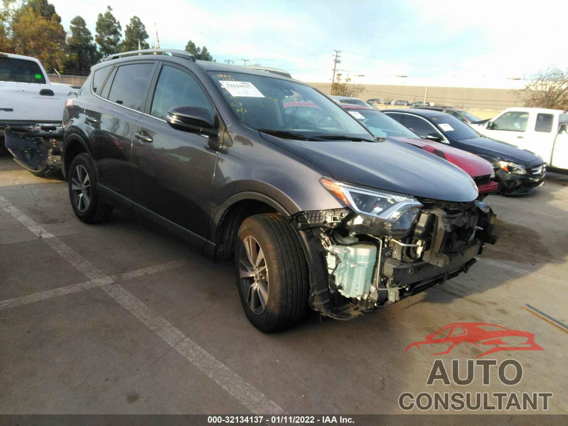 TOYOTA RAV4 2018 - JTMWFREV5JJ179097