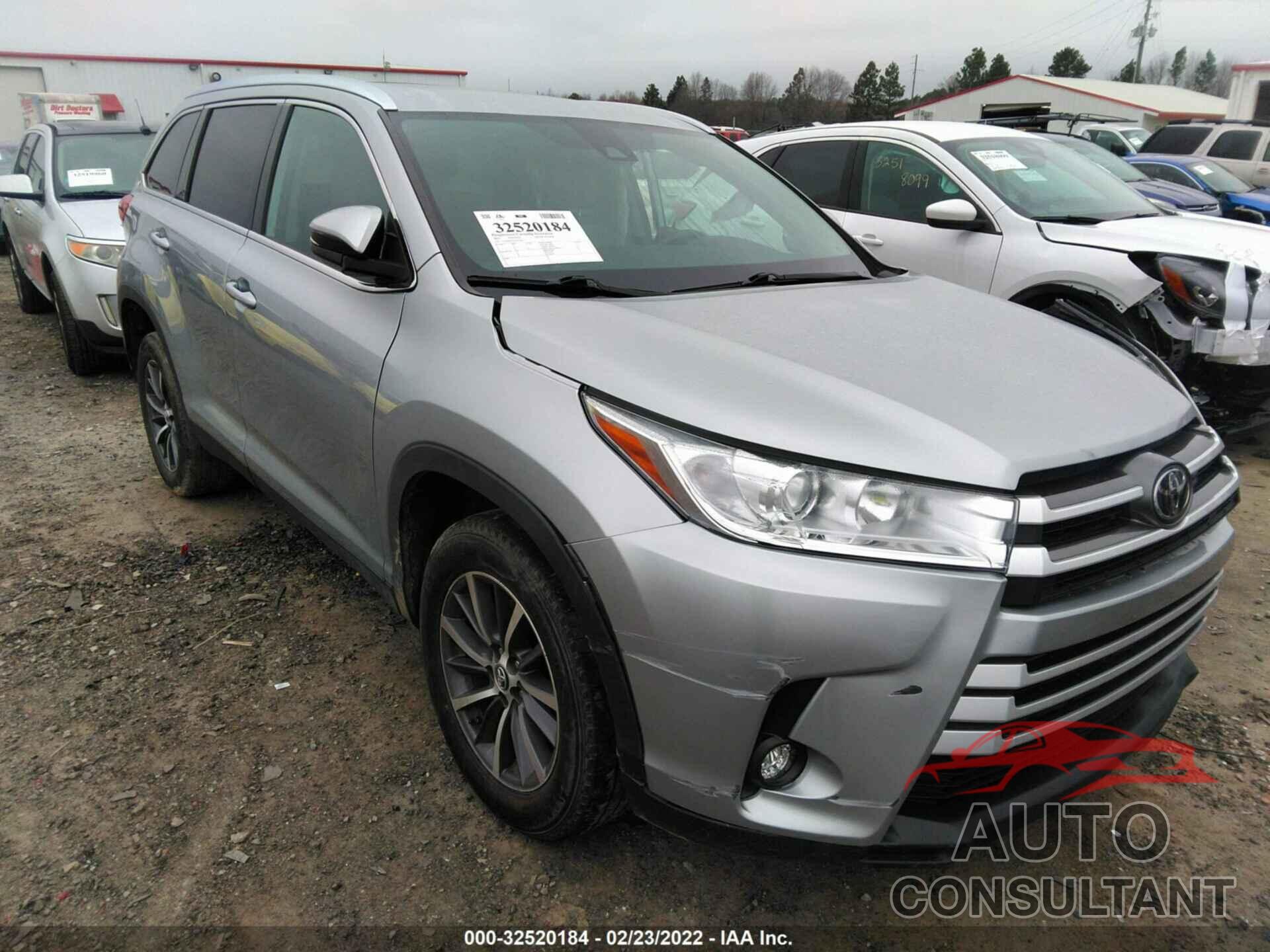TOYOTA HIGHLANDER 2019 - 5TDKZRFH5KS567045