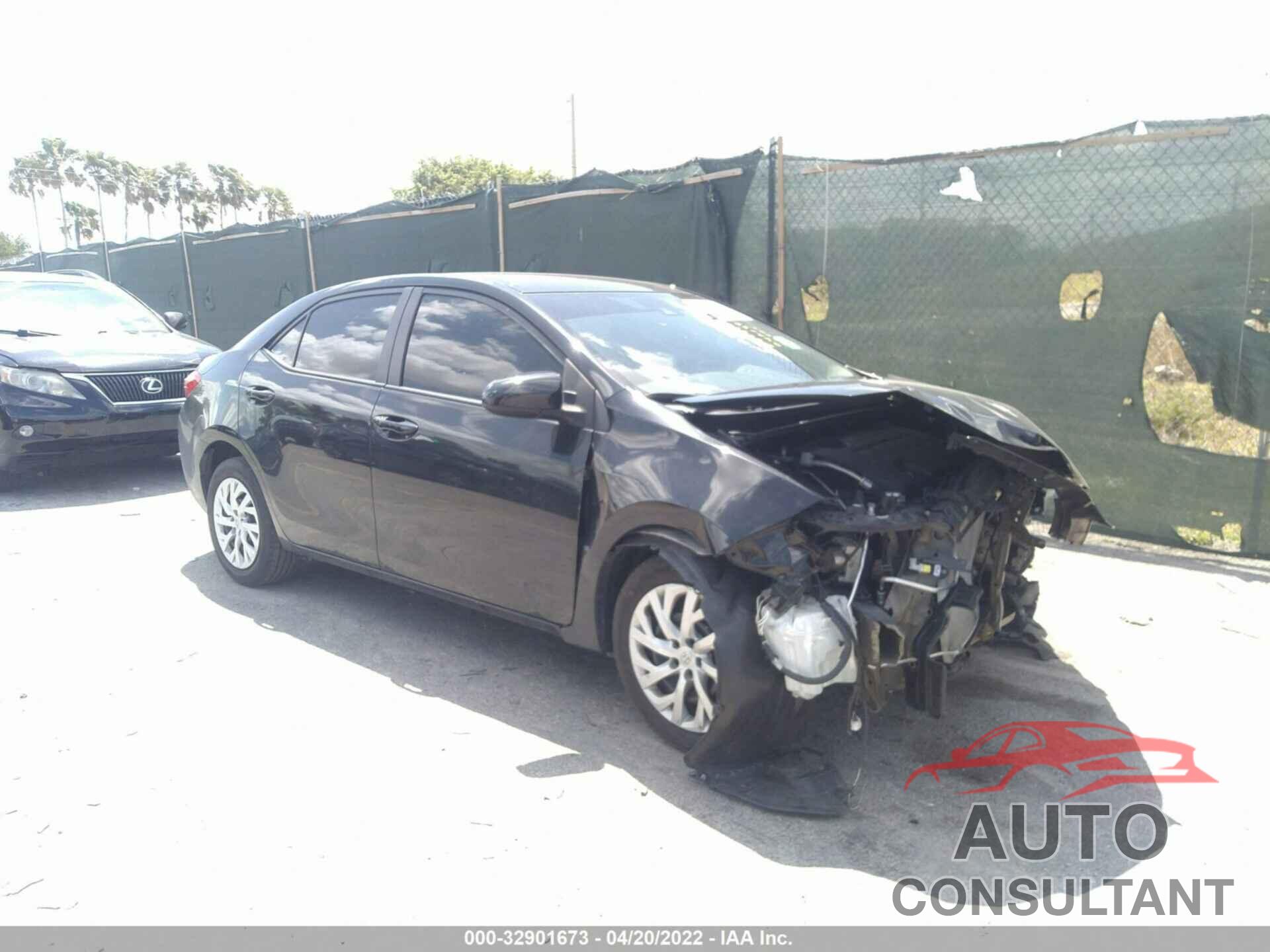 TOYOTA COROLLA 2018 - 5YFBURHE8JP765580