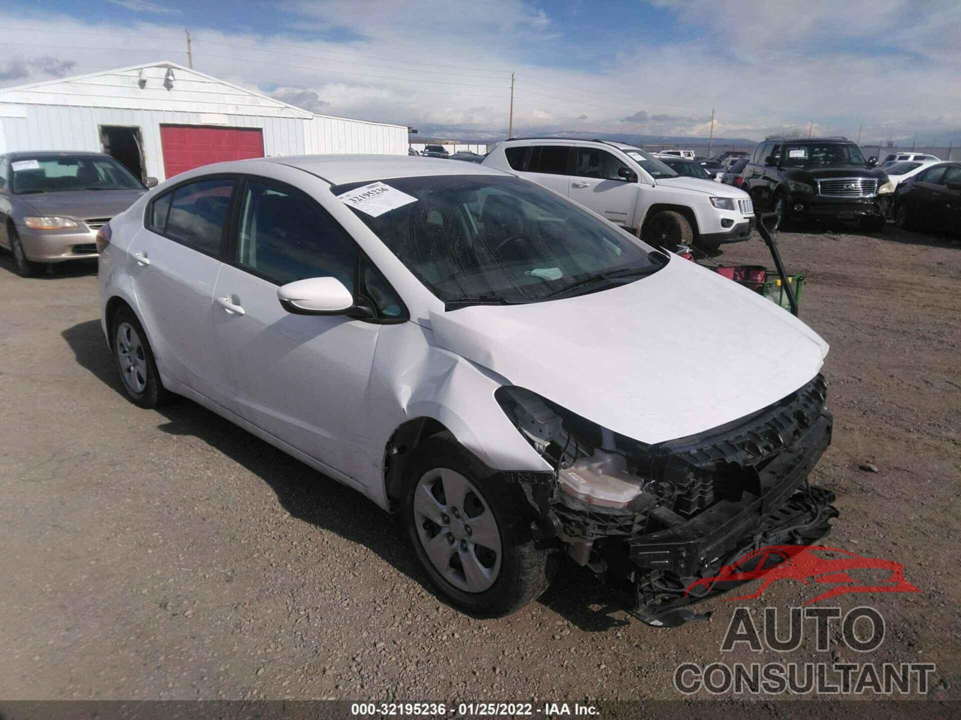 KIA FORTE 2018 - 3KPFK4A77JE266311
