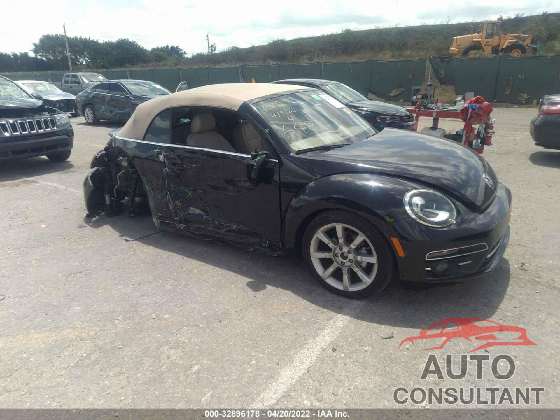 VOLKSWAGEN BEETLE CONVERTIBLE 2019 - 3VW5DAAT2KM506483