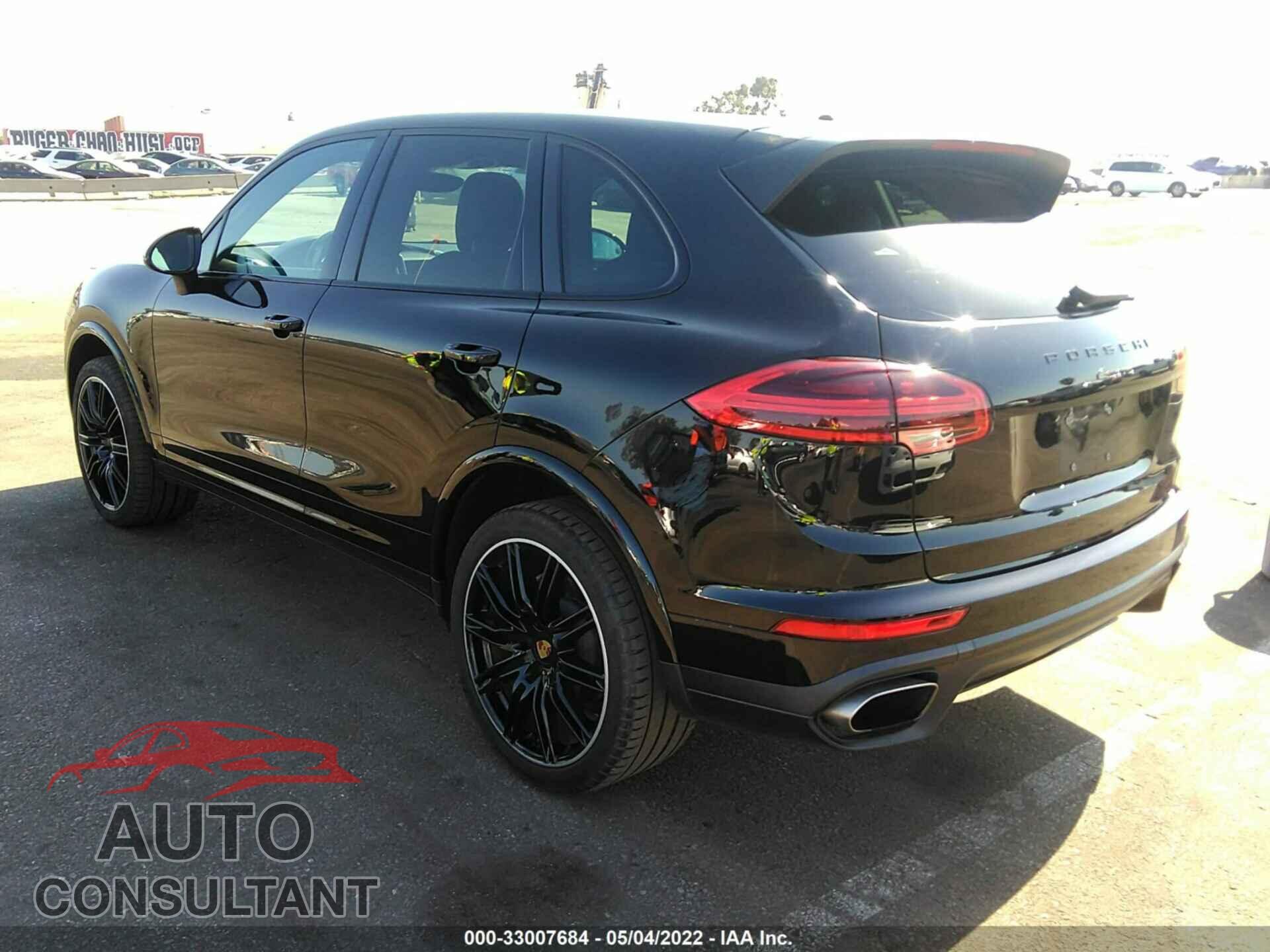 PORSCHE CAYENNE 2017 - WP1AA2A23HKA87520