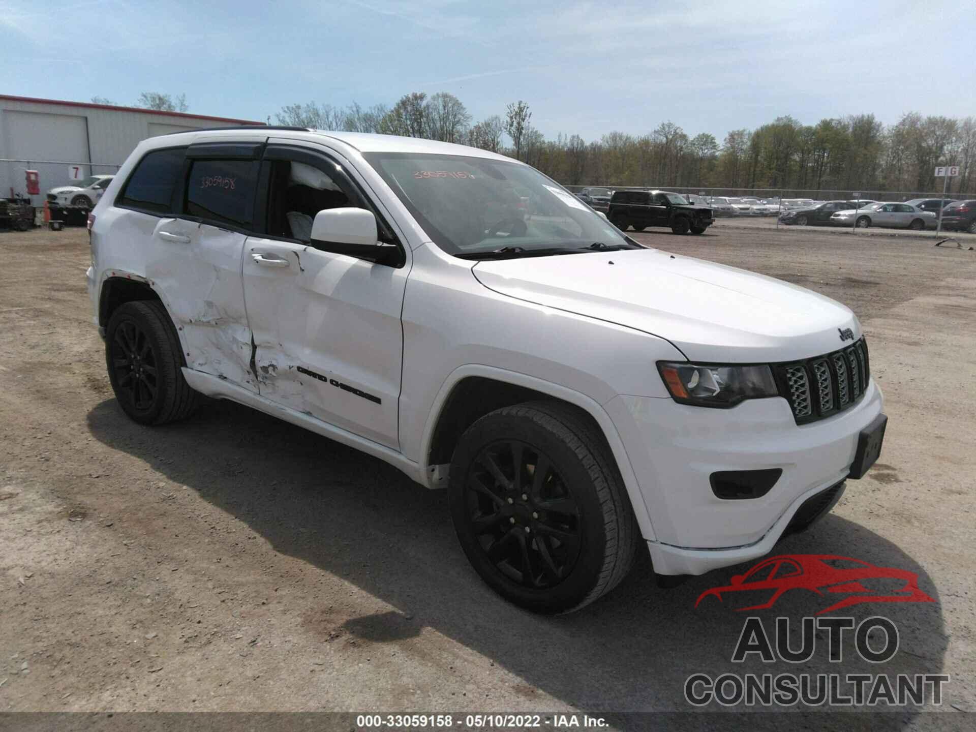 JEEP GRAND CHEROKEE 2018 - 1C4RJFAG0JC230771