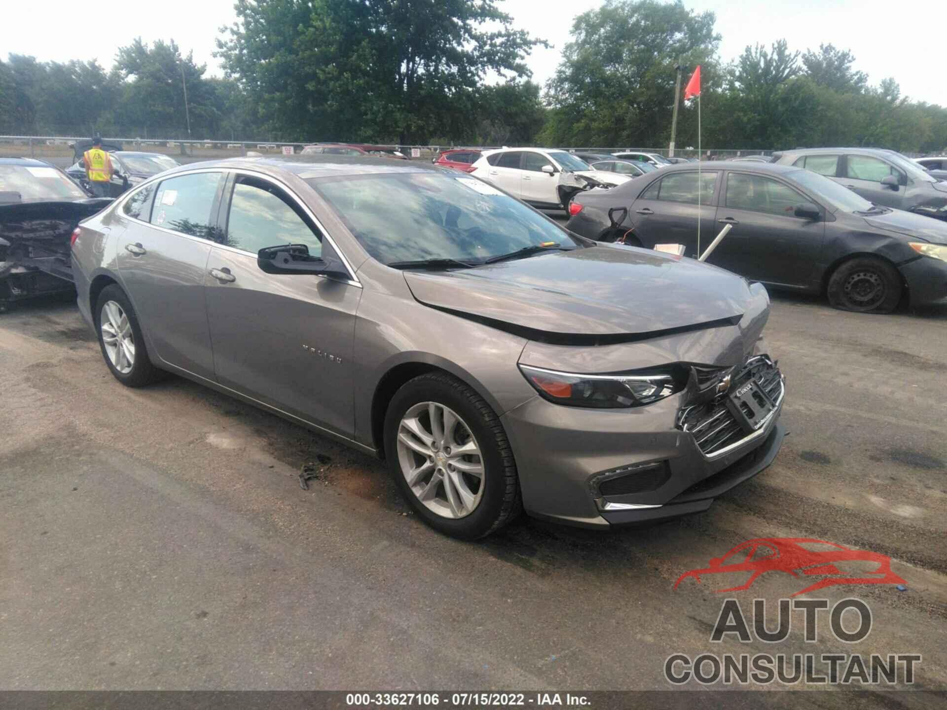CHEVROLET MALIBU 2017 - 1G1ZE5ST8HF160240