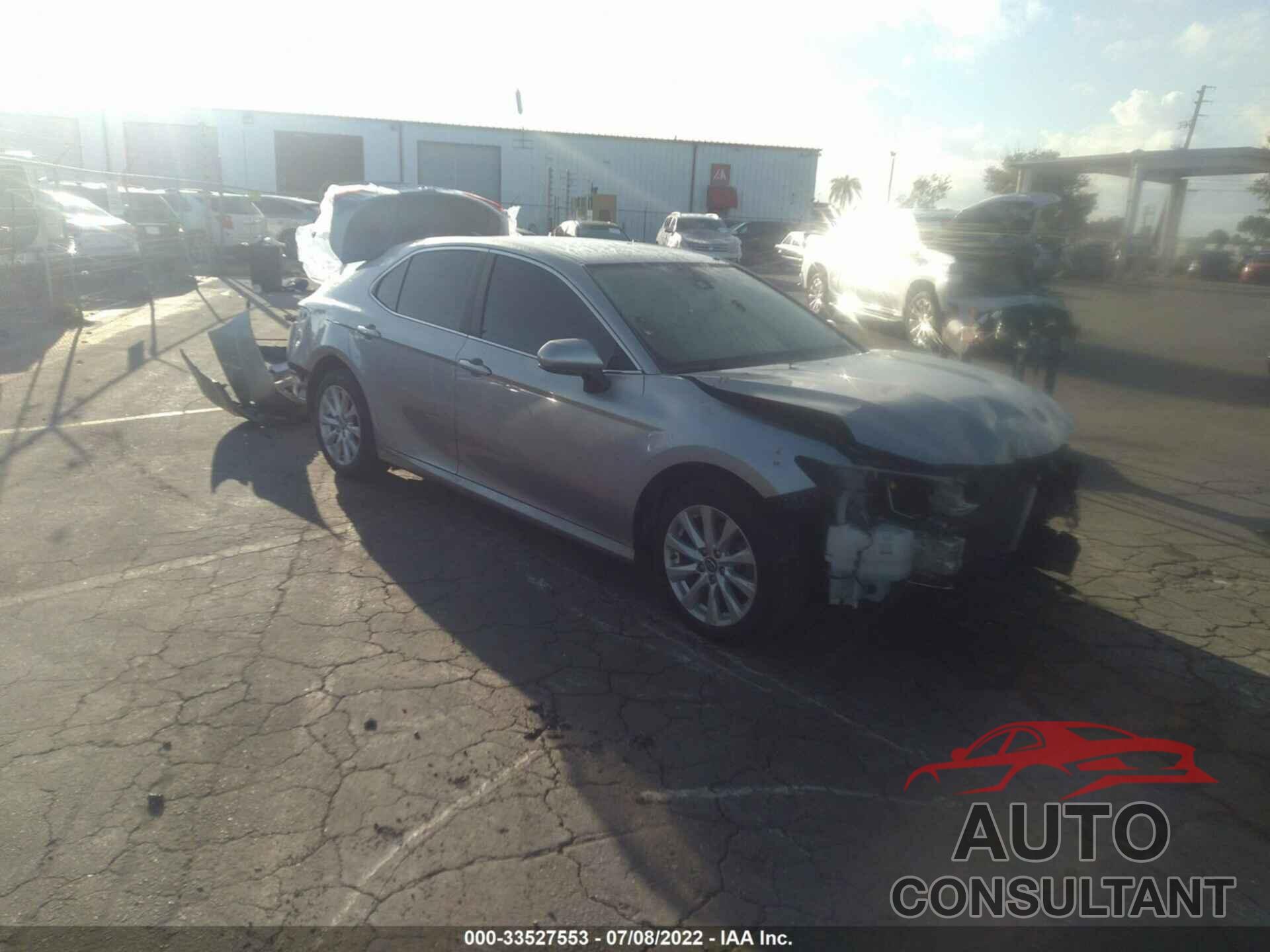 TOYOTA CAMRY 2019 - 4T1B11HK1KU282545