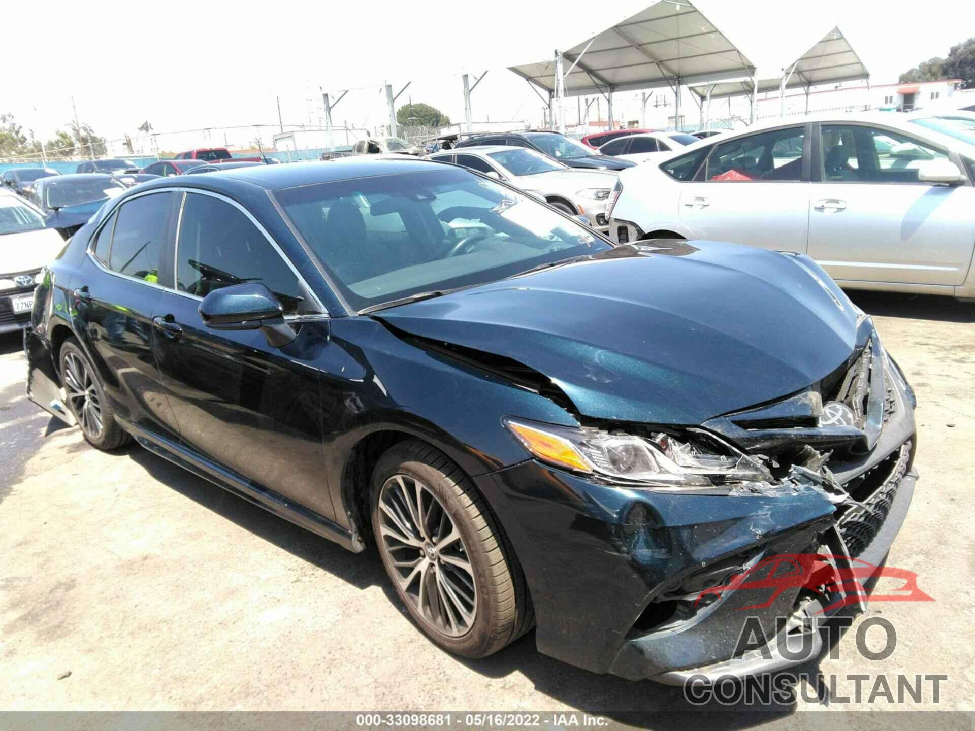 TOYOTA CAMRY 2019 - 4T1B11HK6KU290852
