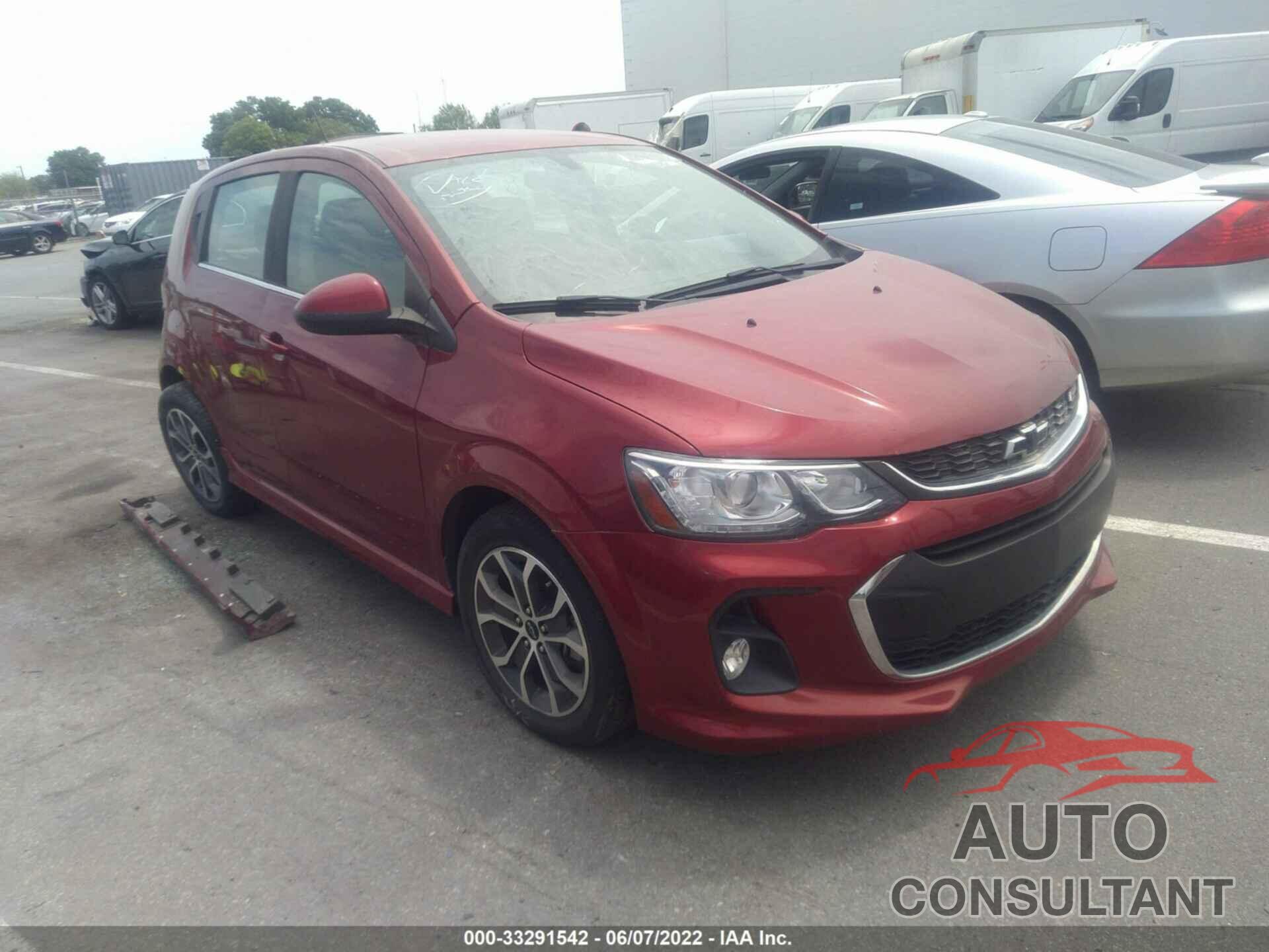 CHEVROLET SONIC 2018 - 1G1JD6SHXJ4111379