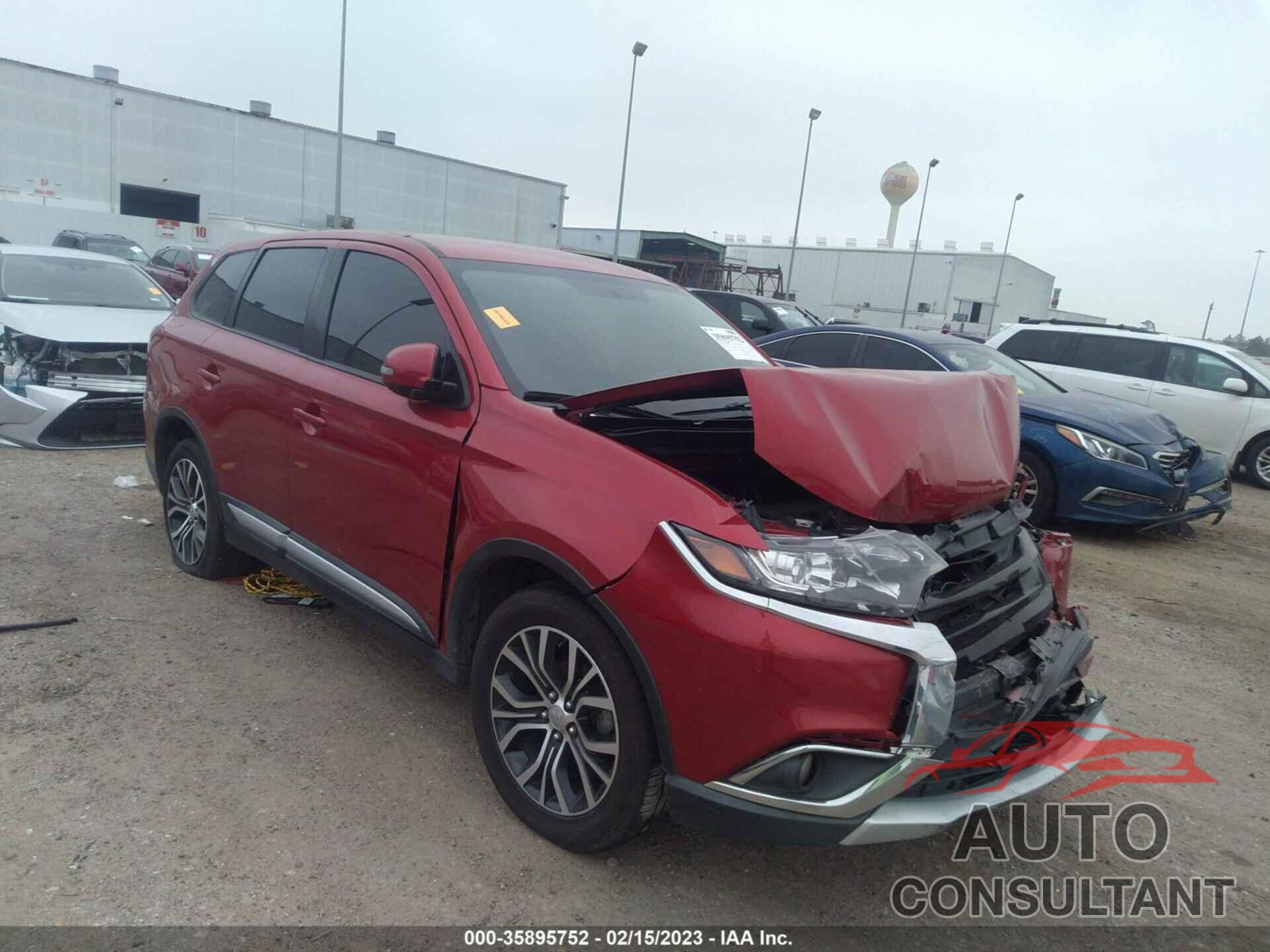 MITSUBISHI OUTLANDER 2018 - JA4AD3A31JZ039593