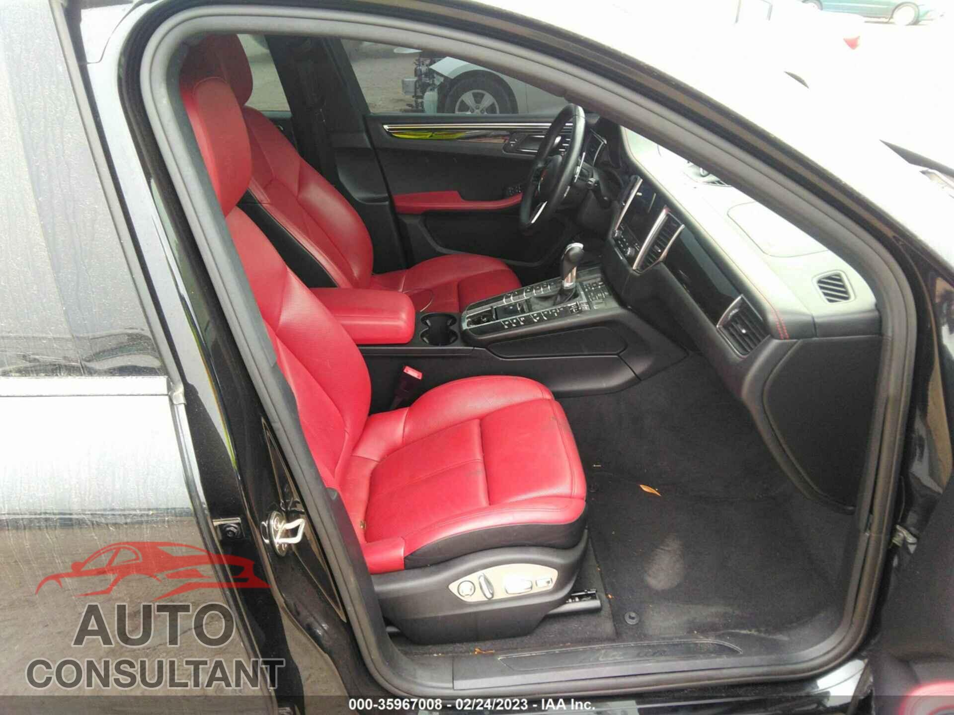 PORSCHE MACAN 2018 - WP1AA2A57JLB19086