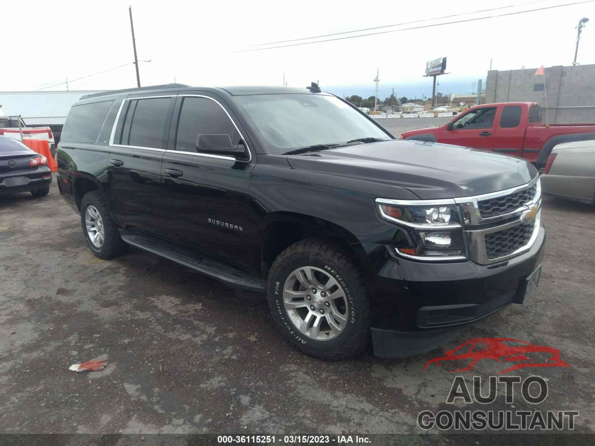 CHEVROLET SUBURBAN 2017 - 1GNSKHKC5HR111277