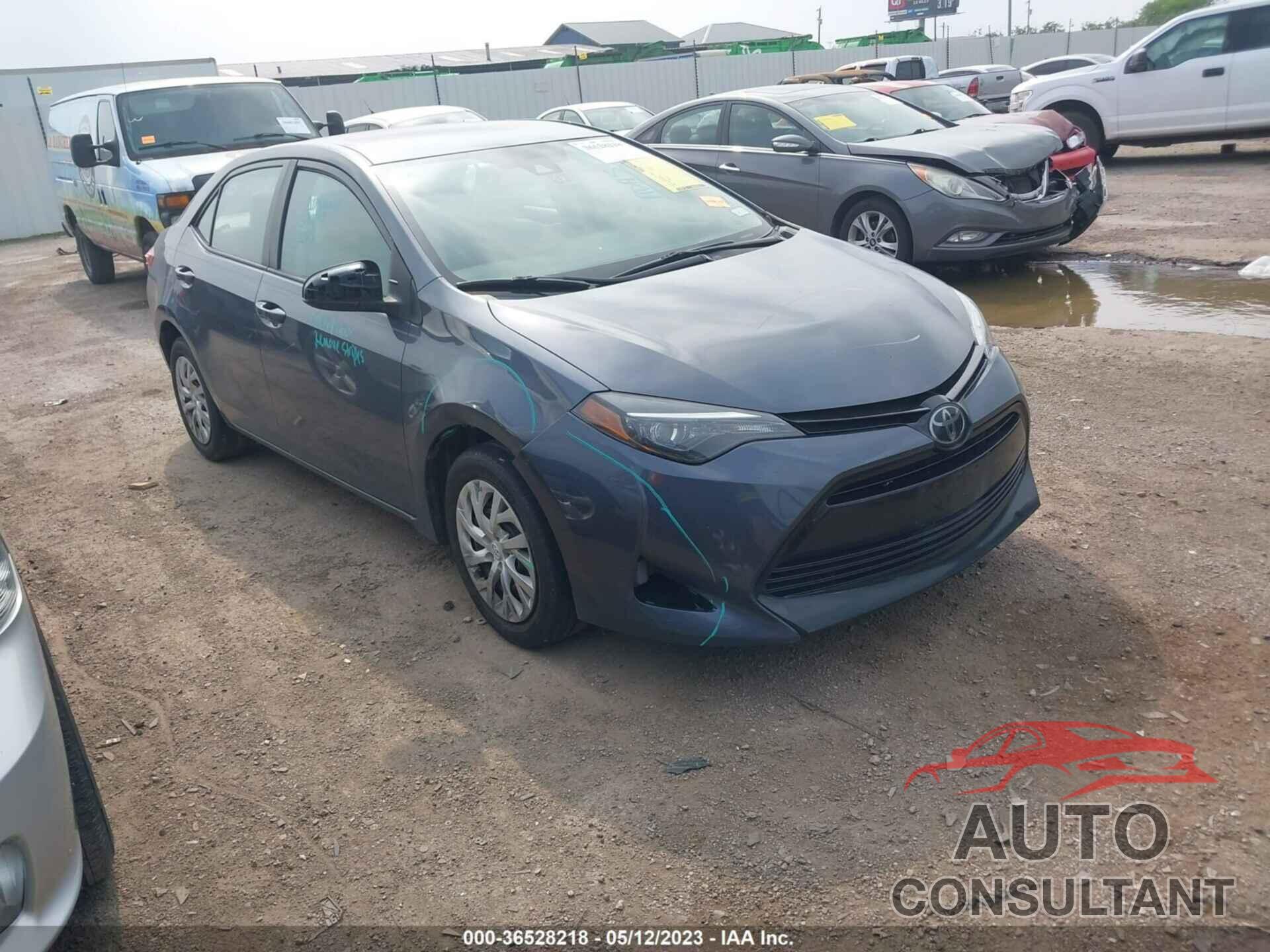 TOYOTA COROLLA 2018 - 5YFBURHE7JP819984