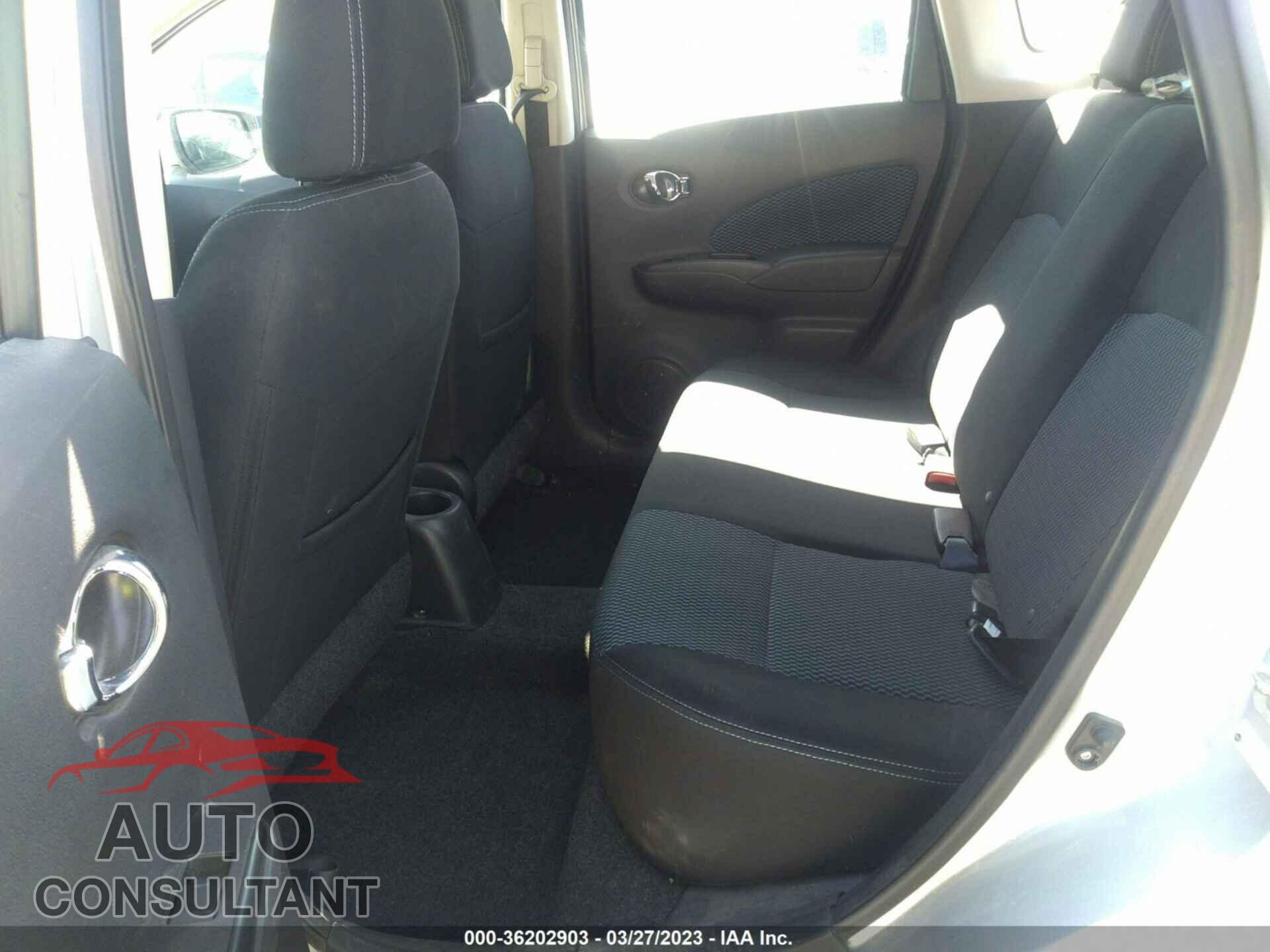 NISSAN VERSA NOTE 2015 - 3N1CE2CP8FL385714