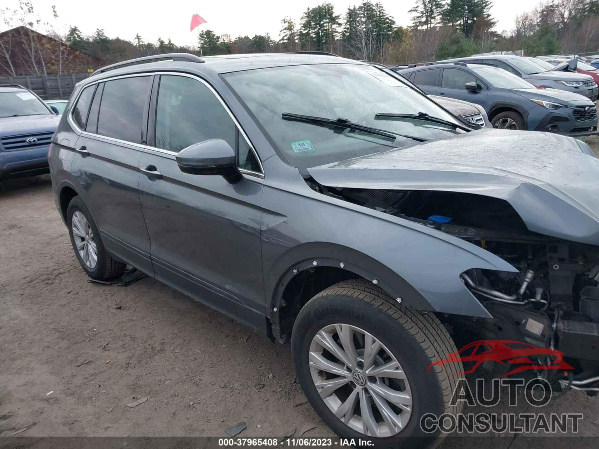 VOLKSWAGEN TIGUAN 2019 - 3VV2B7AX5KM010077