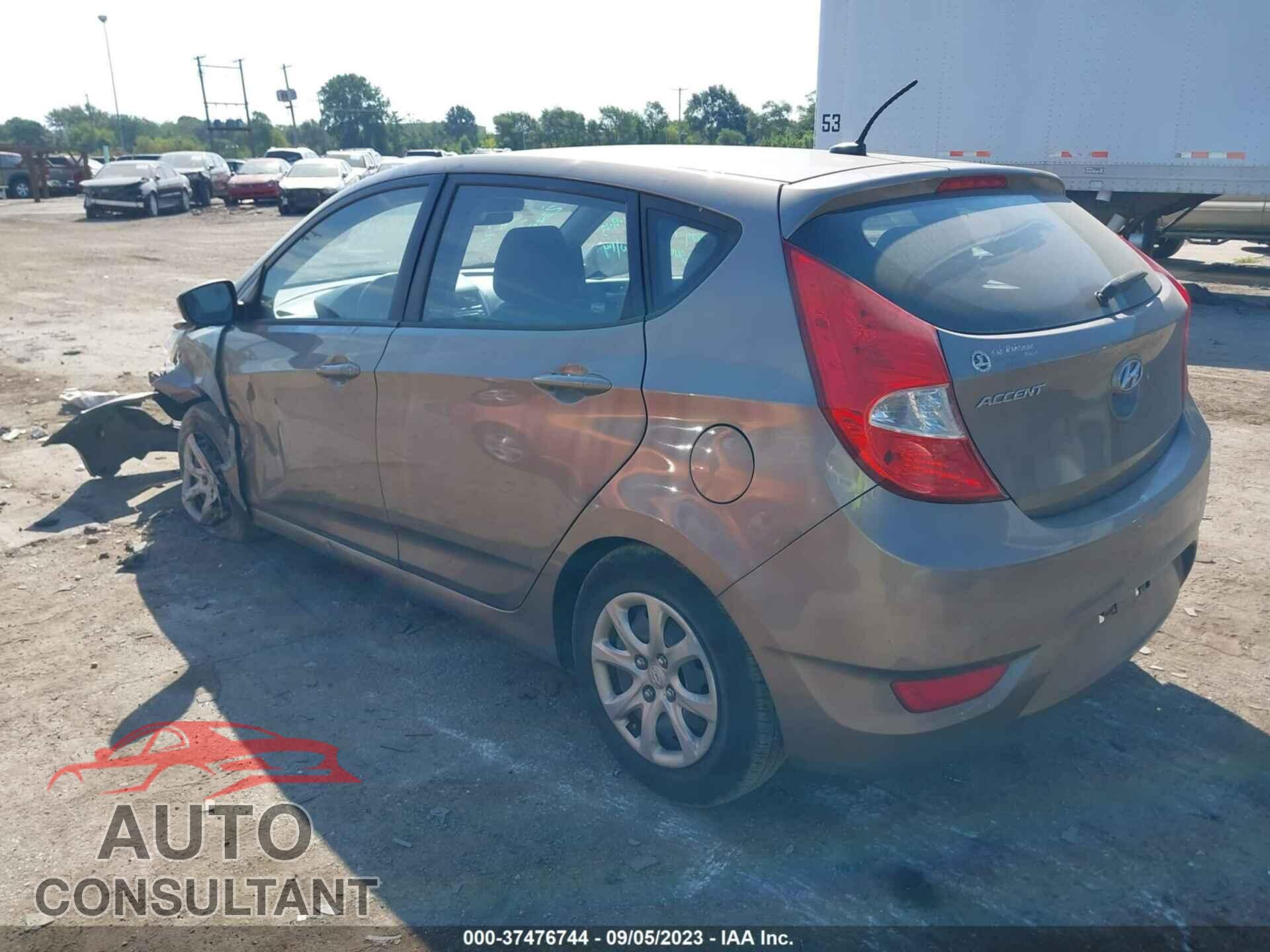 HYUNDAI ACCENT 2012 - KMHCT5AE1CU044805
