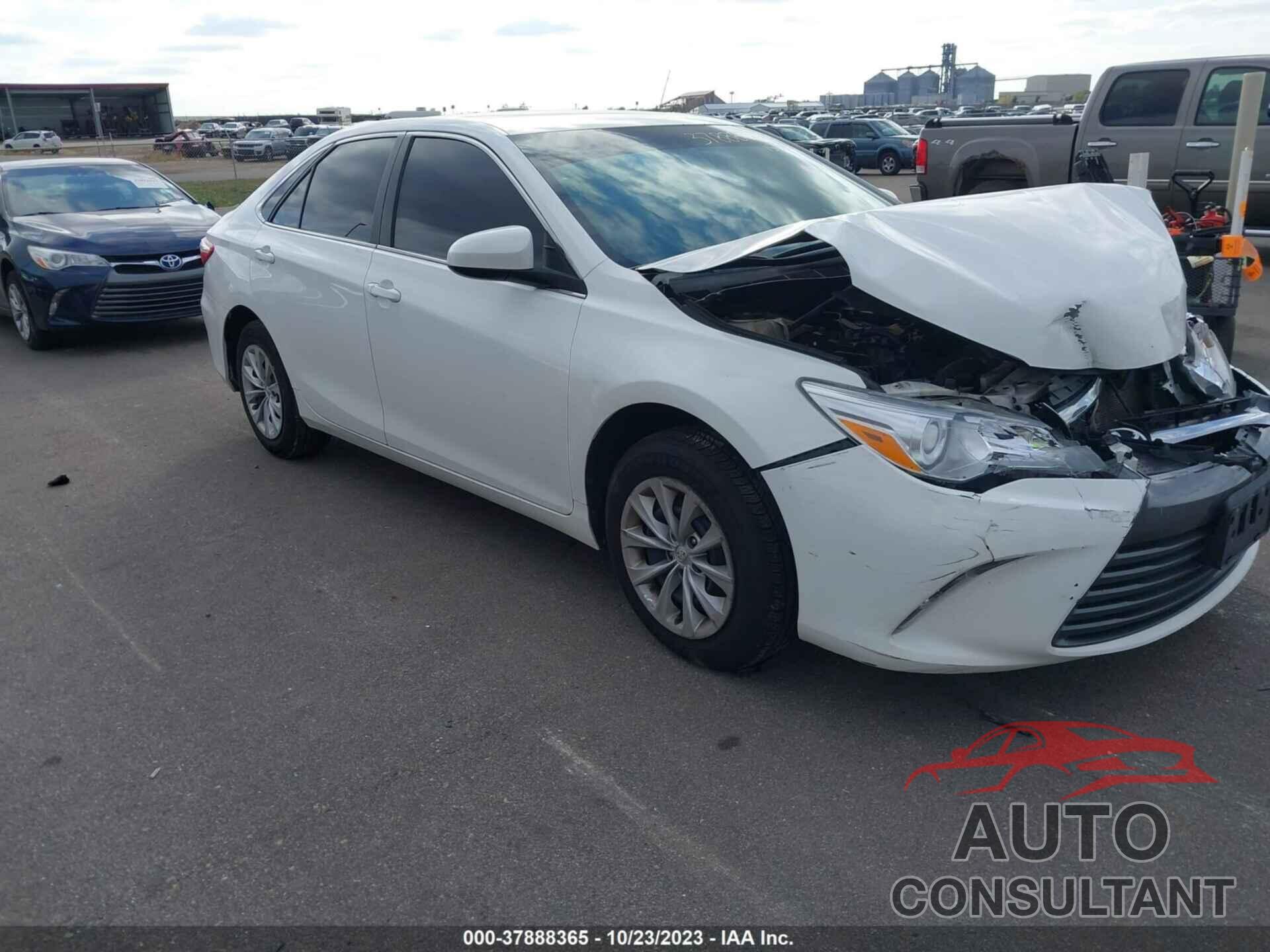 TOYOTA CAMRY 2016 - 4T4BF1FK5GR528255