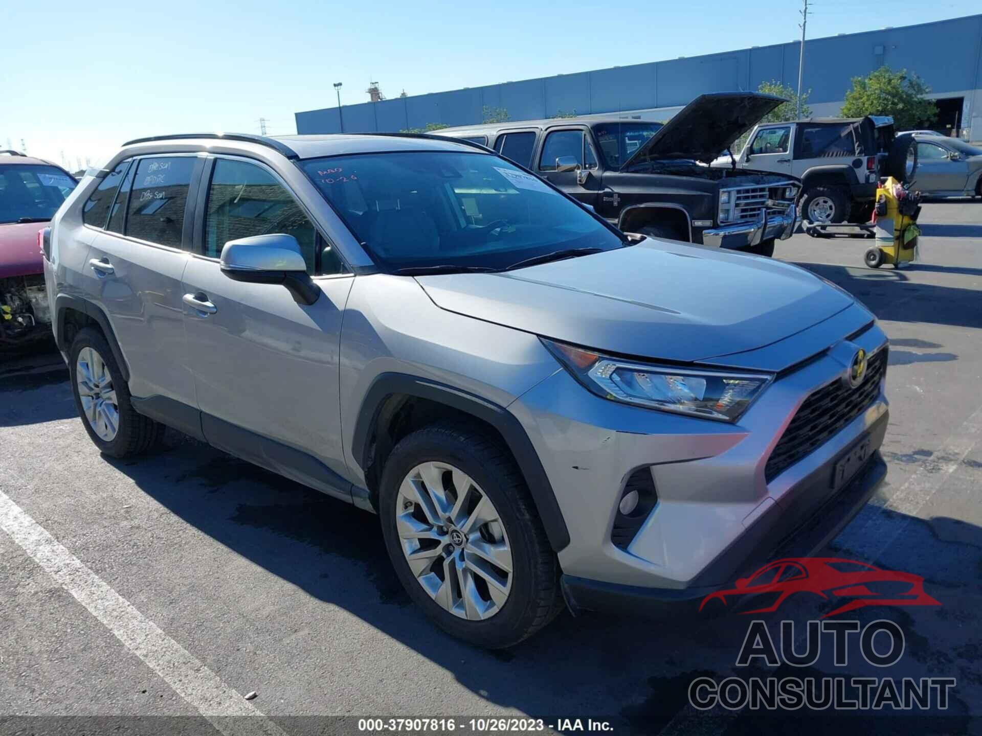 TOYOTA RAV4 2019 - JTMA1RFV6KD030401