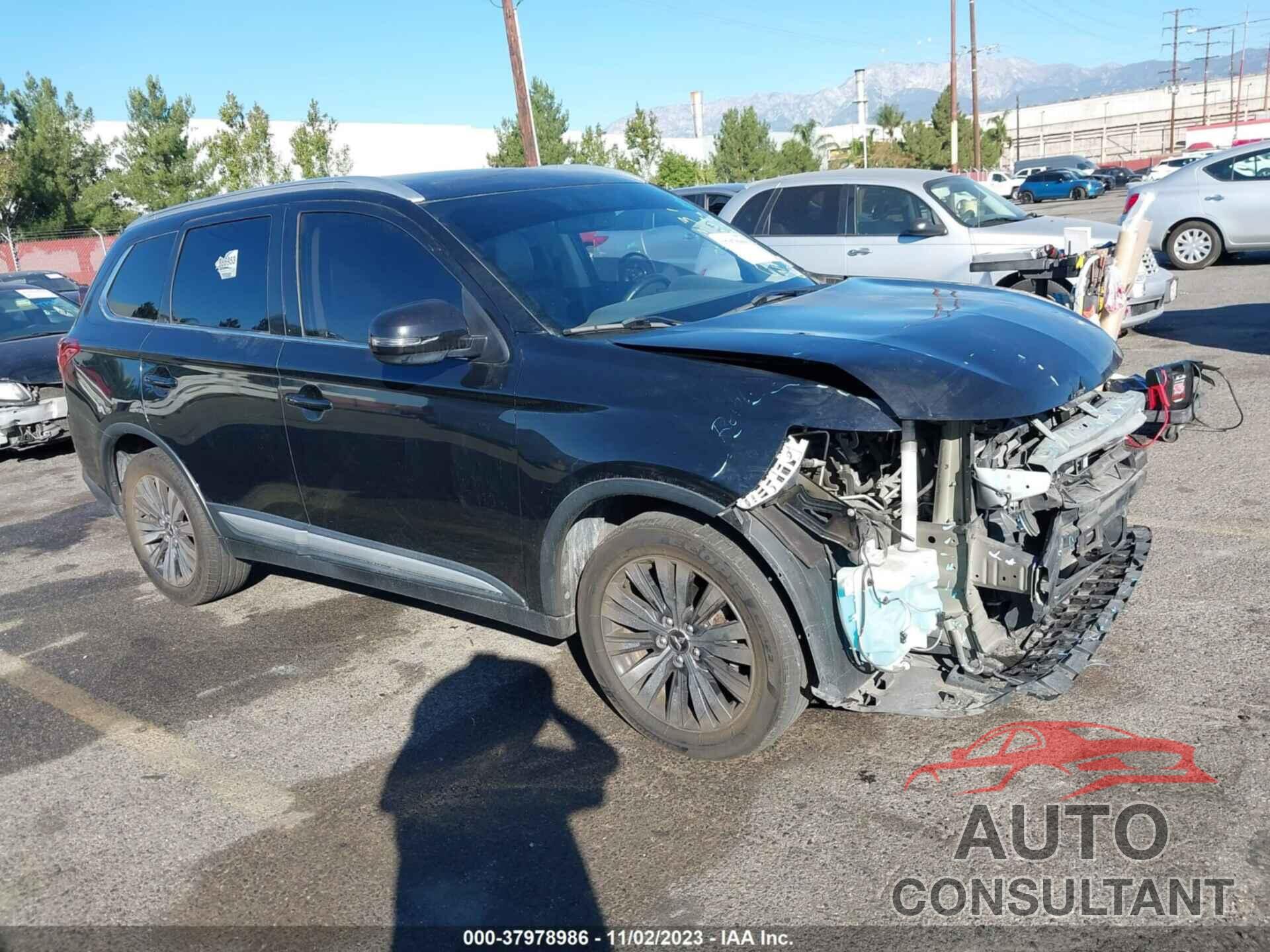 MITSUBISHI OUTLANDER 2019 - JA4AD3A38KZ027331