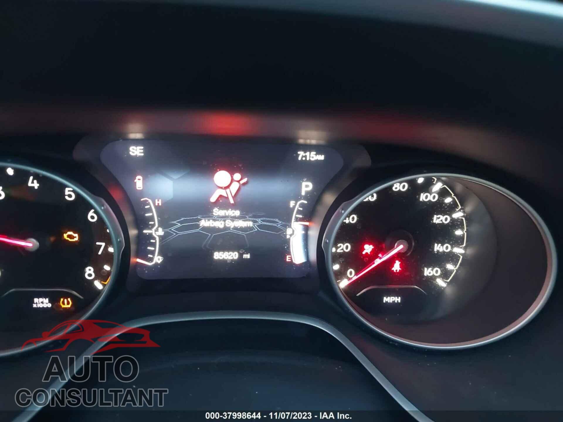 JEEP COMPASS 2018 - 3C4NJDBB2JT422977