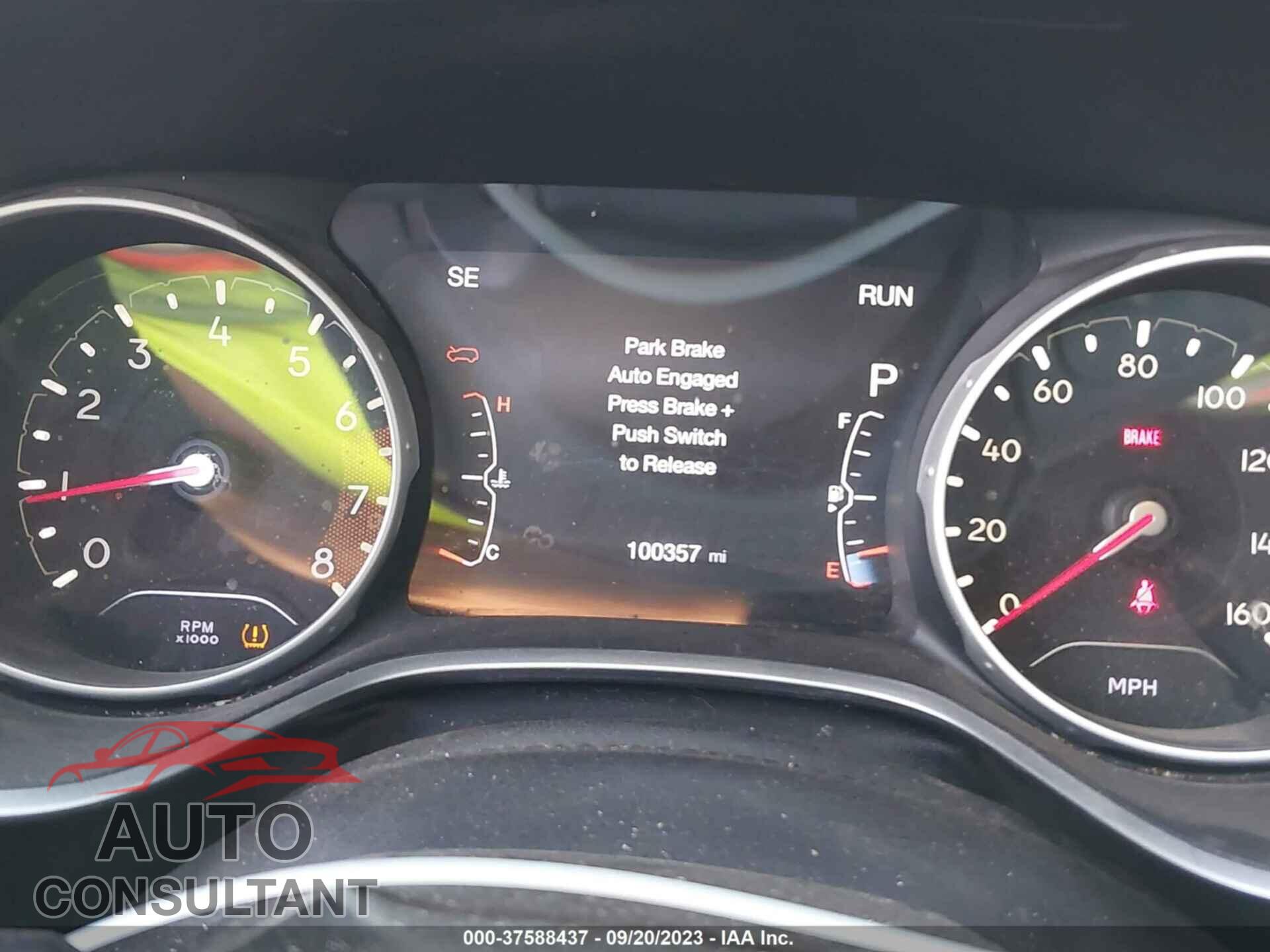 JEEP COMPASS 2018 - 3C4NJCBB1JT494599