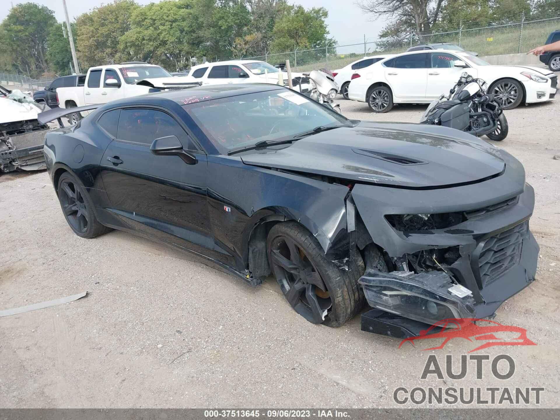 CHEVROLET CAMARO 2017 - 1G1FF1R74H0110875