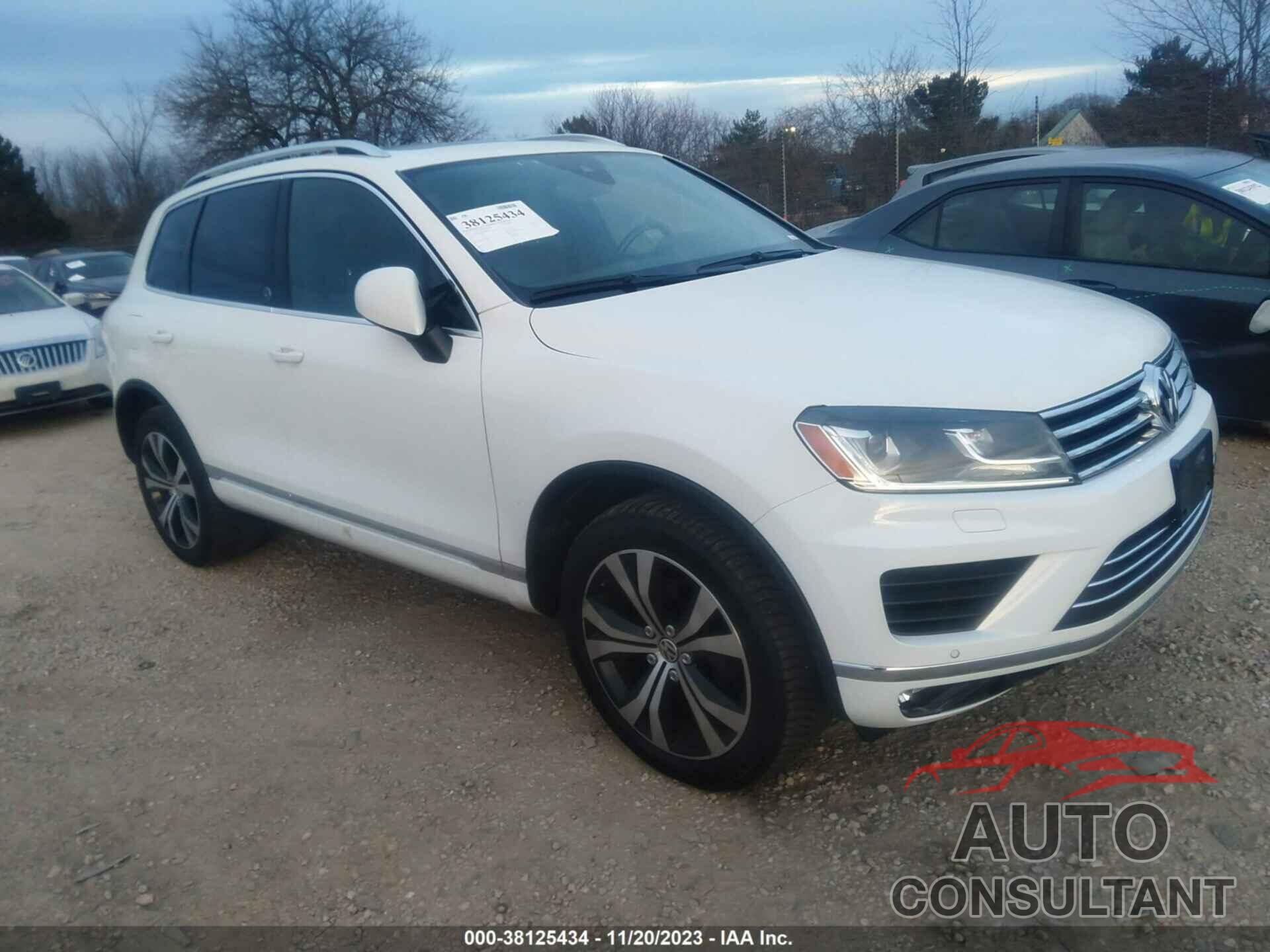 VOLKSWAGEN TOUAREG 2017 - WVGRF7BPXHD004713