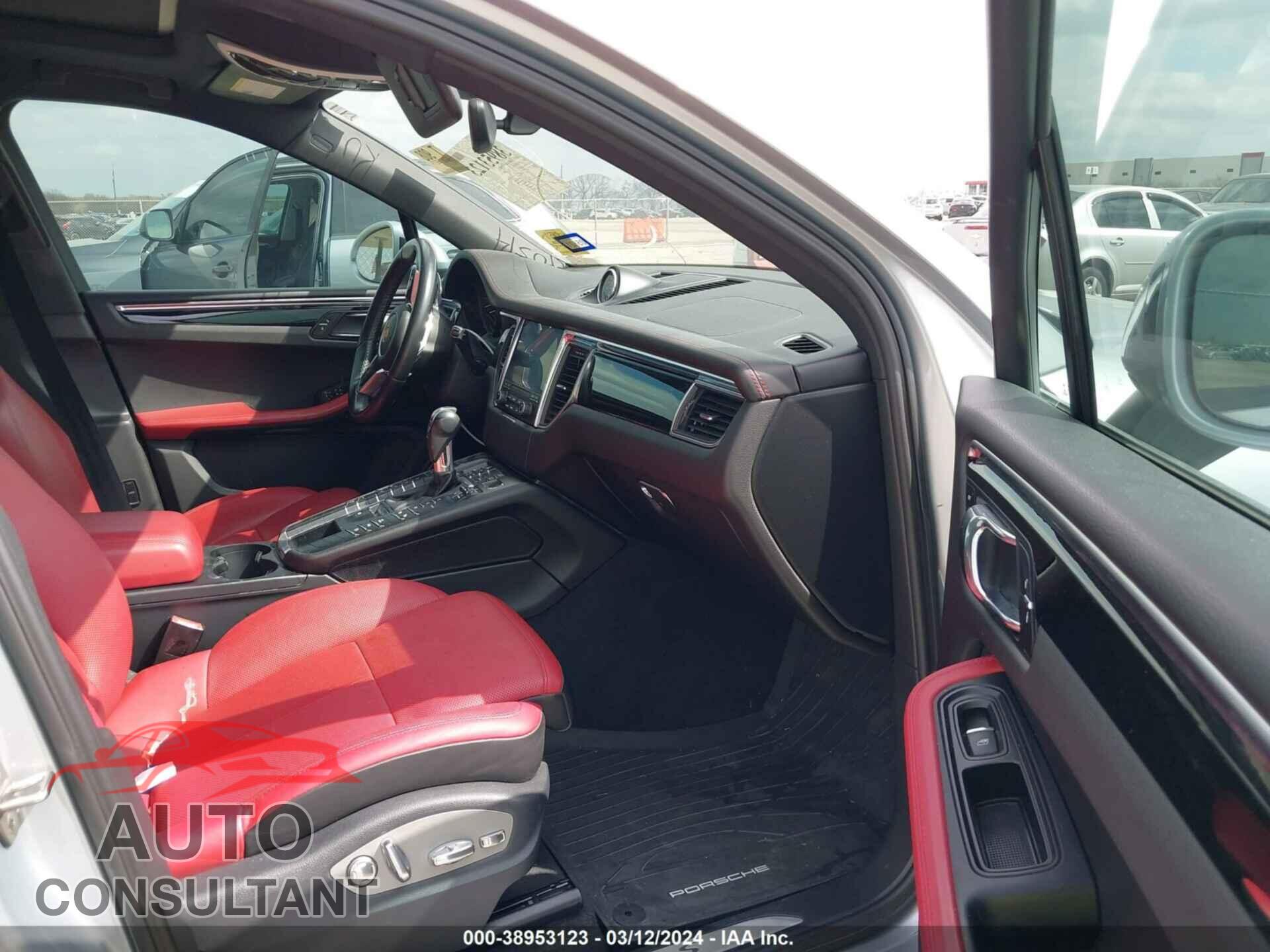 PORSCHE MACAN 2017 - WP1AB2A57HLB10072