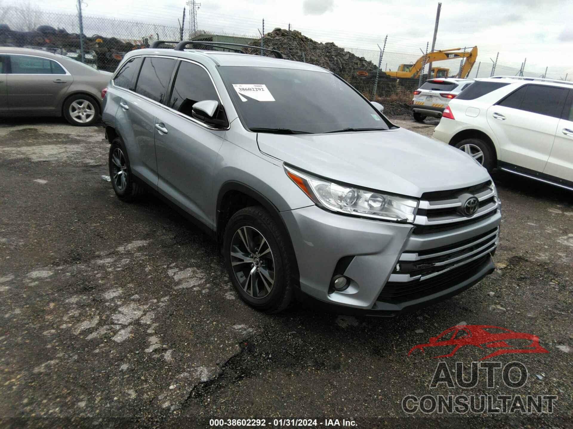 TOYOTA HIGHLANDER 2019 - 5TDBZRFH3KS934427