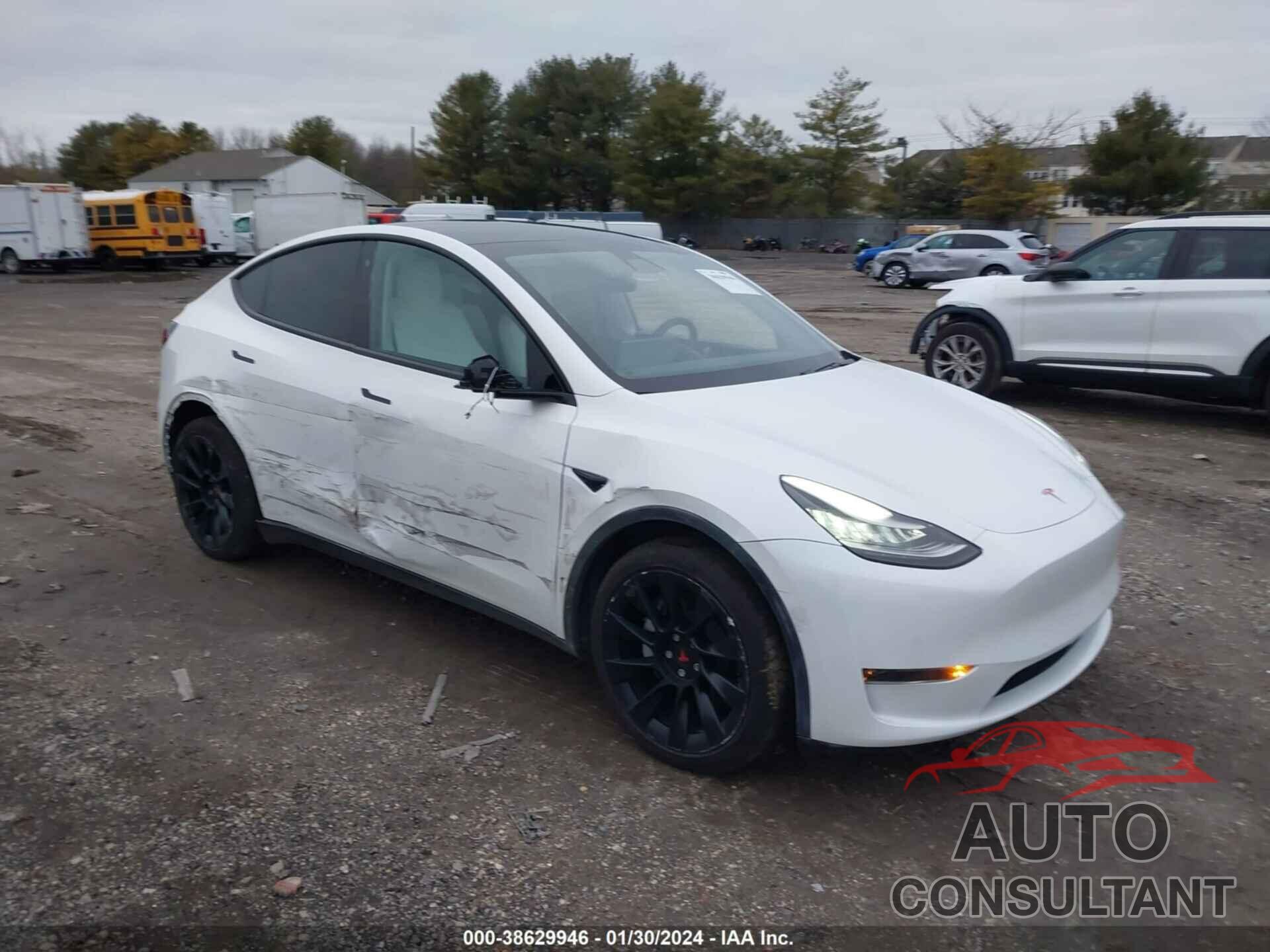 TESLA MODEL Y 2021 - 5YJYGDEE9MF060392