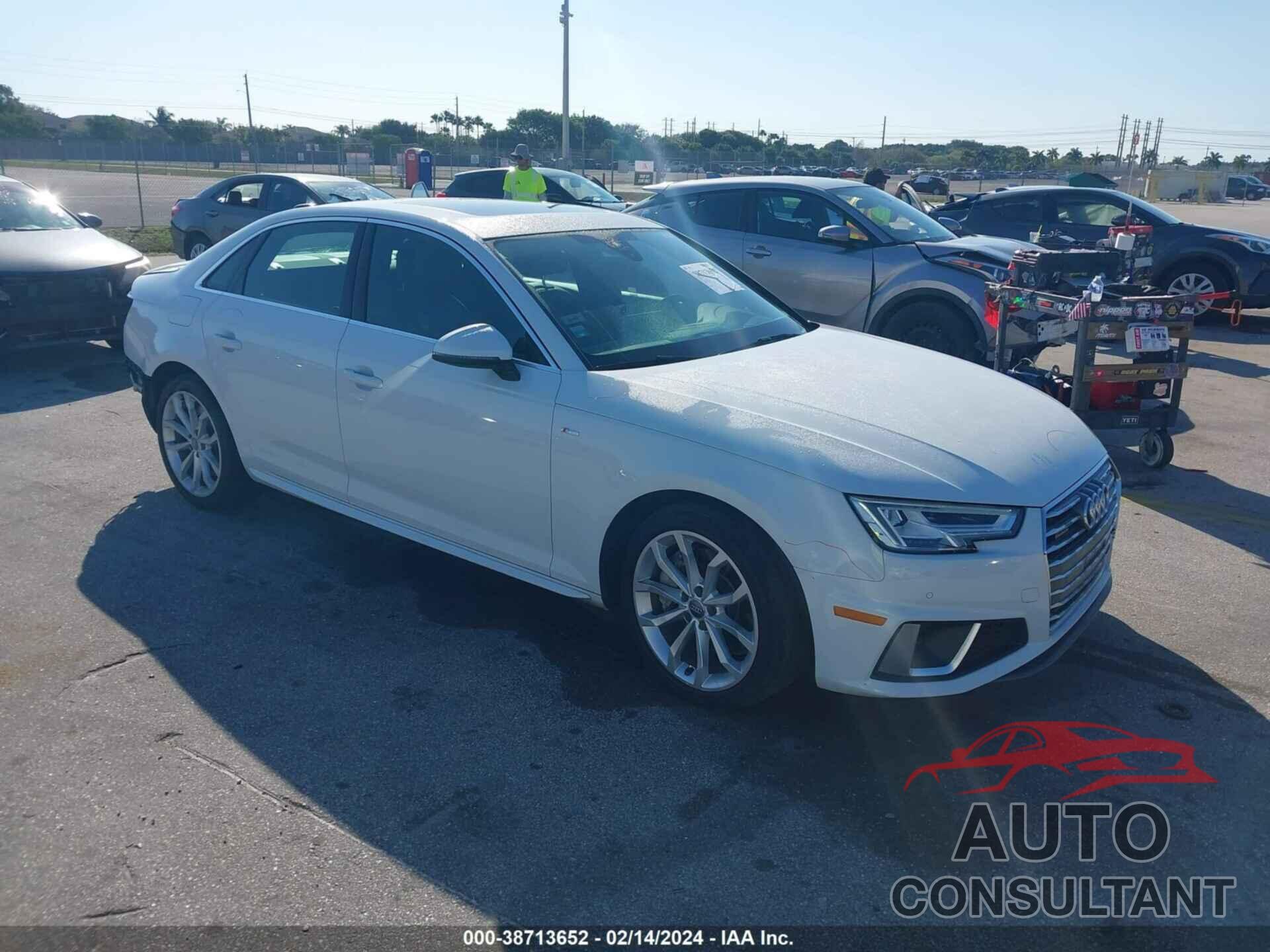 AUDI A4 2019 - WAUENAF41KN002768