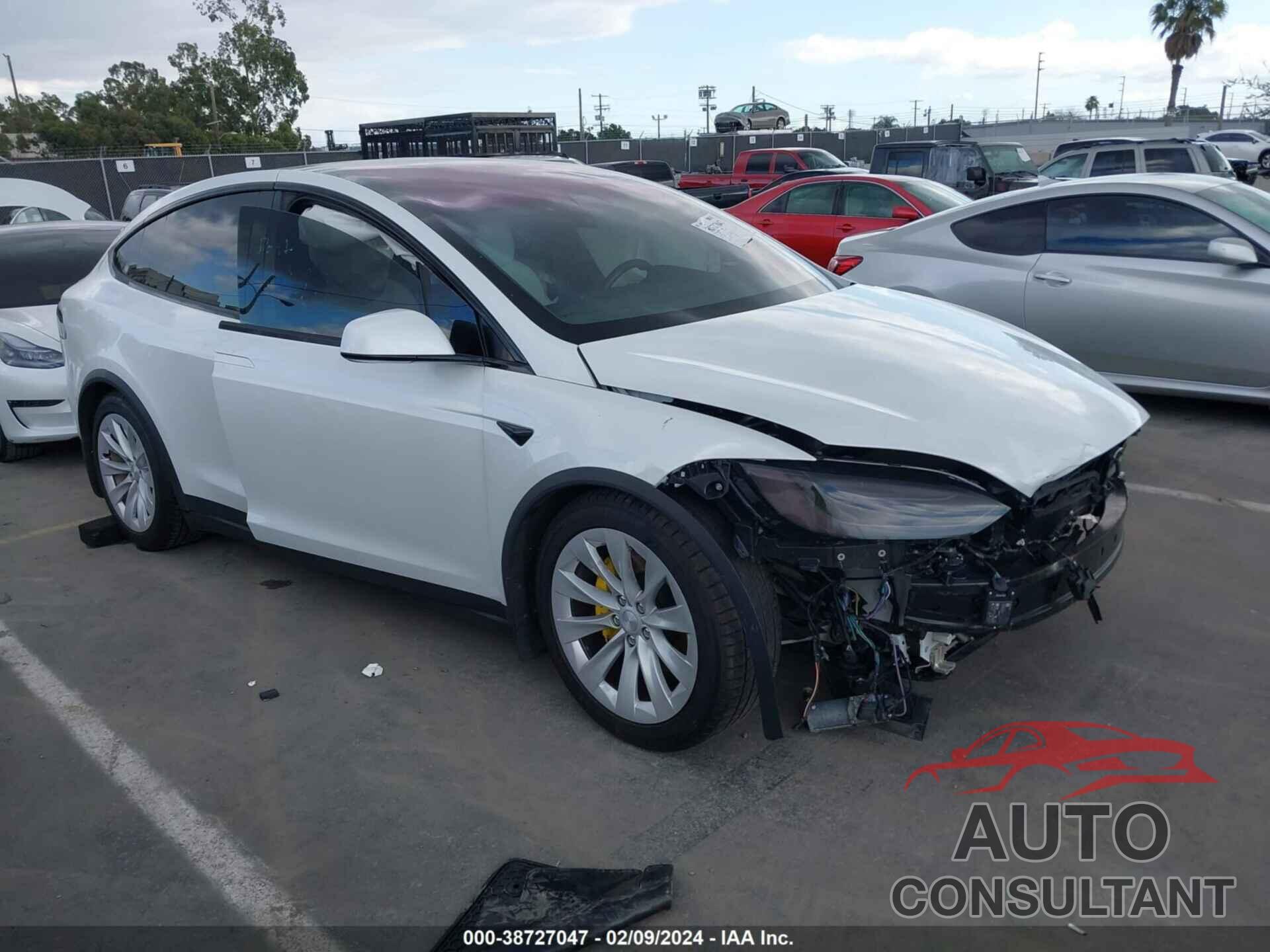 TESLA MODEL X 2020 - 5YJXCAE2XLF220273